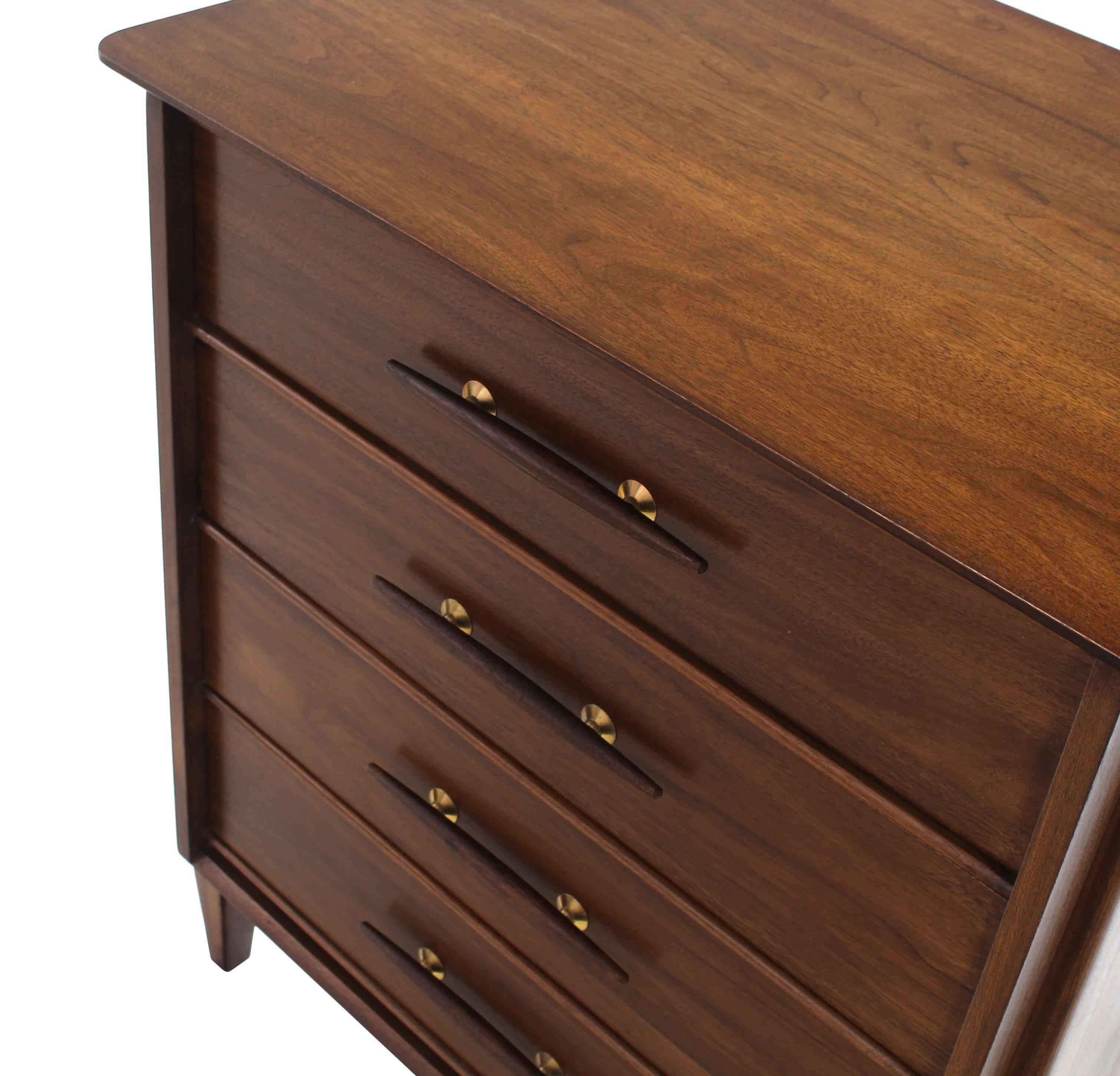 Mid-Century Modern Walnut Four-Drawer Bachelor Chest For Sale