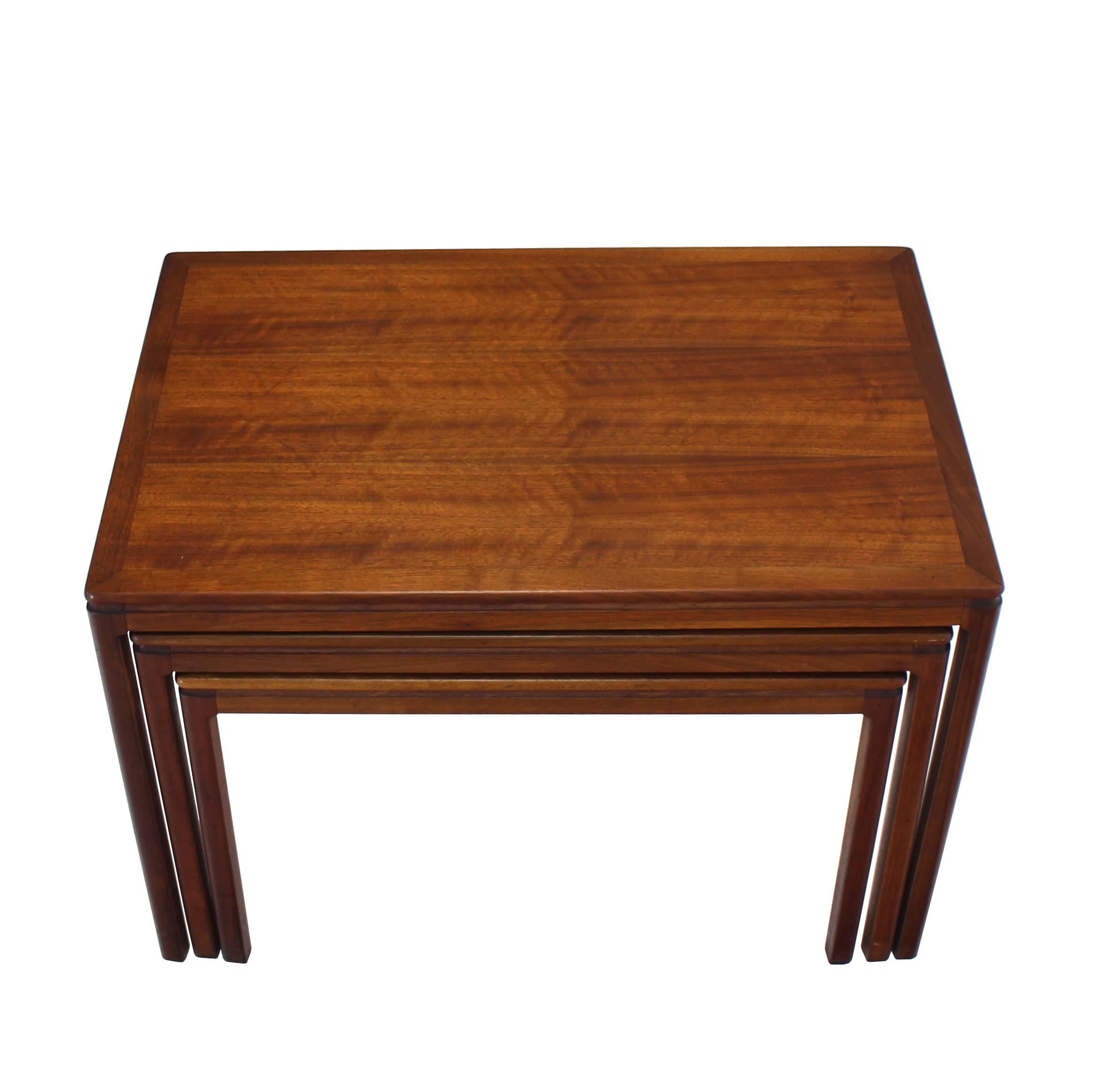 Set of Three Teak Nesting Tables by Dux For Sale 1