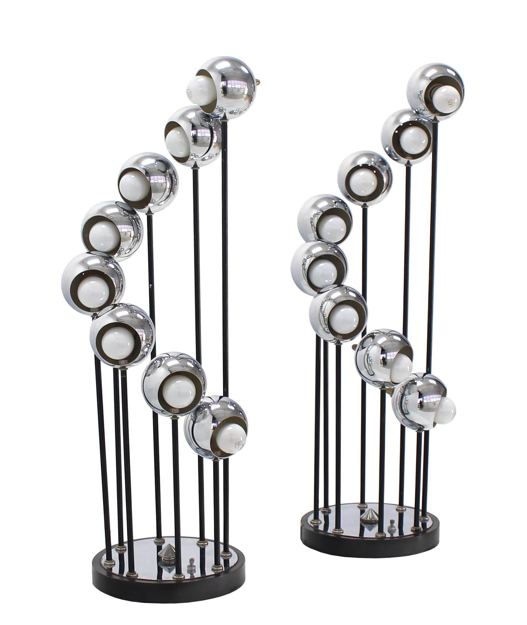 Very nice Mid-Century Modern chrome globes arranged in spiral clusters table lamps.