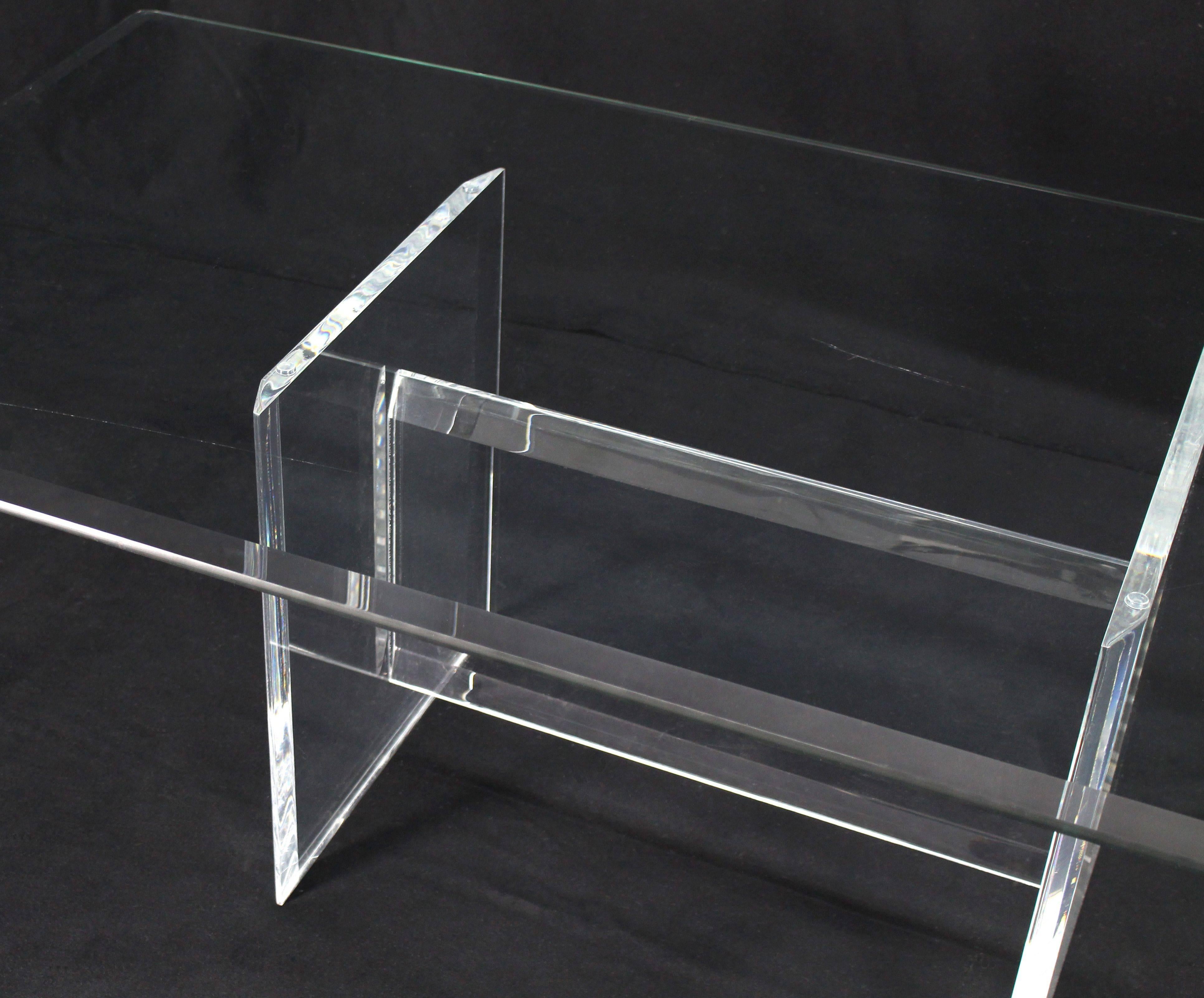 Lucite Base Glass Top Rectangular Coffee Table In Excellent Condition In Rockaway, NJ