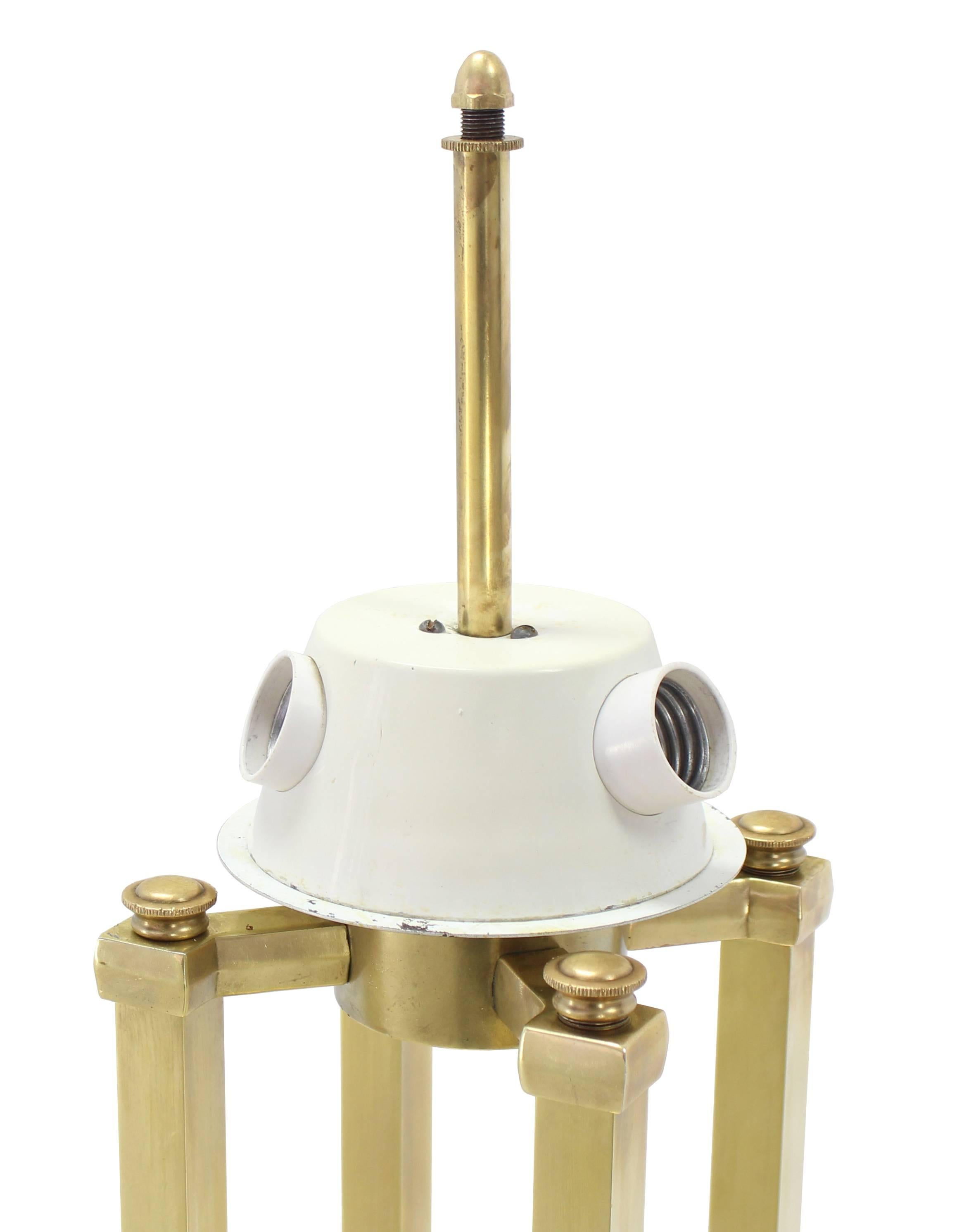 Solid Brass Stiffel Table Lamp In Excellent Condition For Sale In Rockaway, NJ