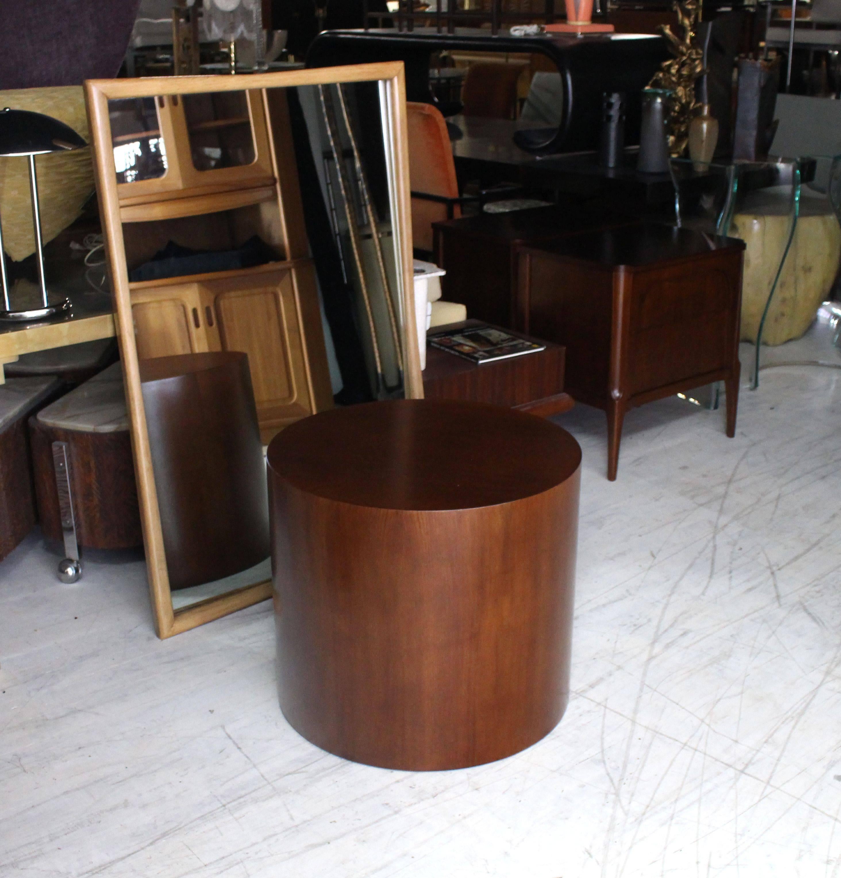 American Pair of Walnut Round Drum Shape End Tables Pedestals