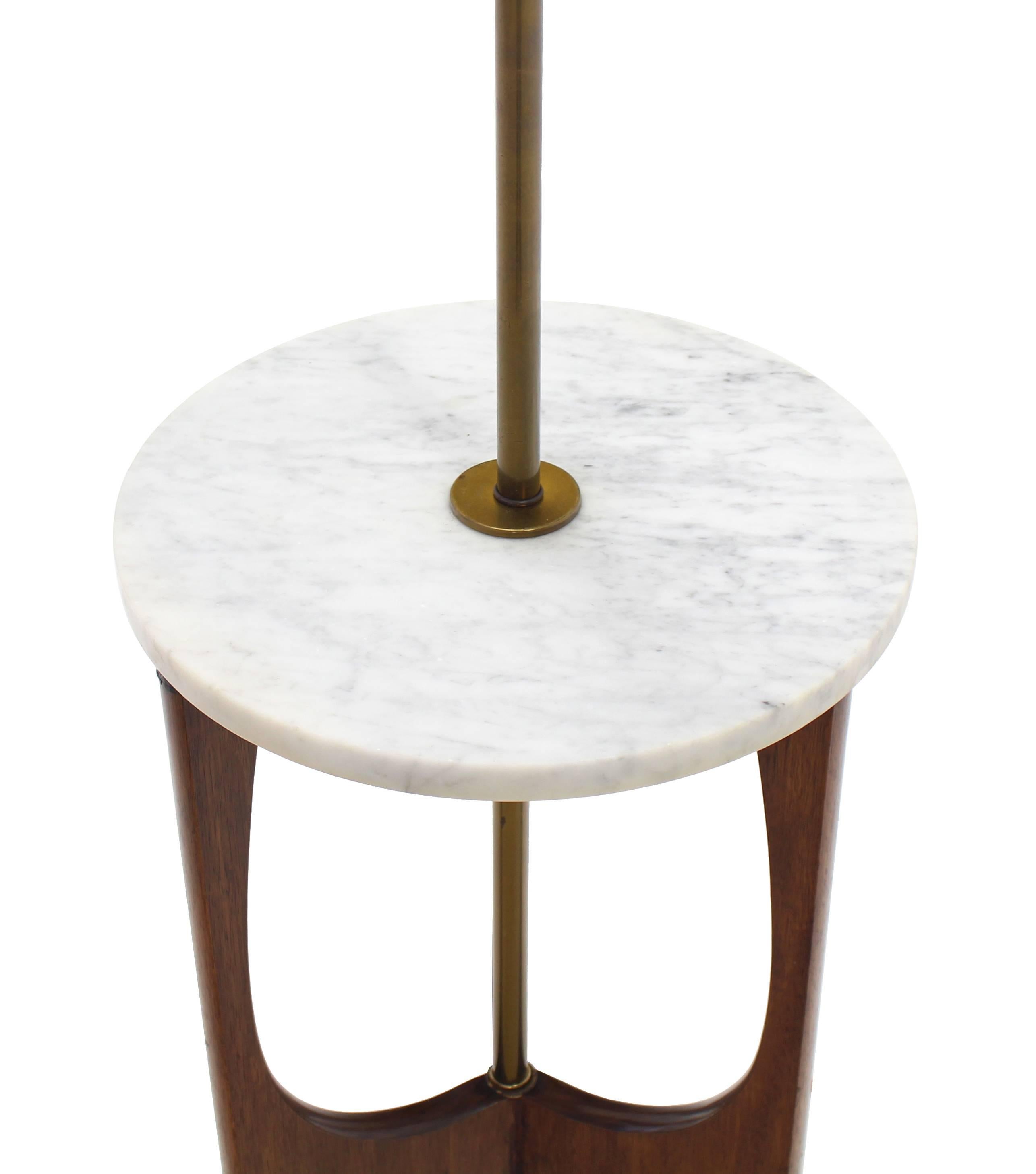 Mid-Century Modern Walnut Base Marble-Top Table Lamp For Sale