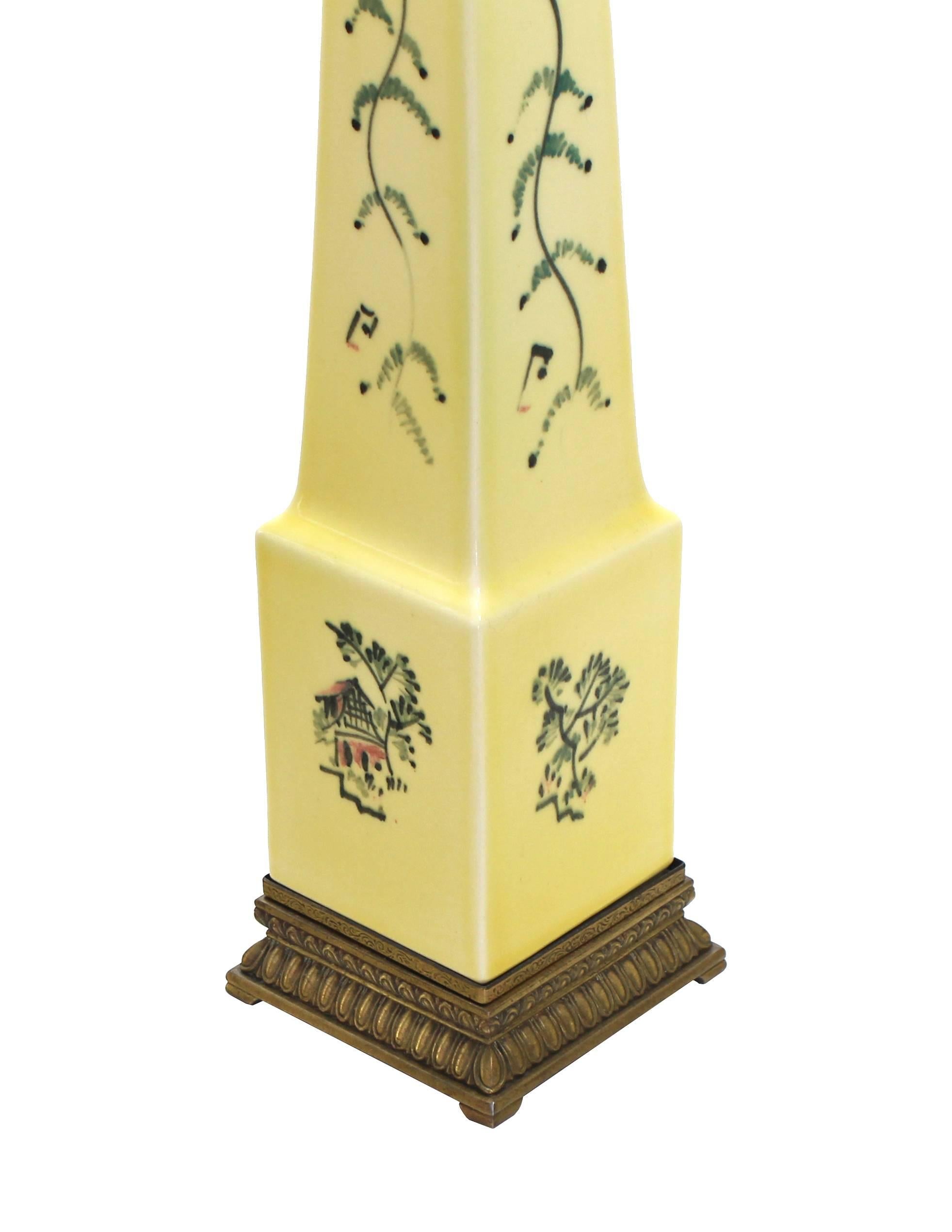 Keramik-Tischlampe in Obeliskenform im Zustand „Hervorragend“ im Angebot in Rockaway, NJ