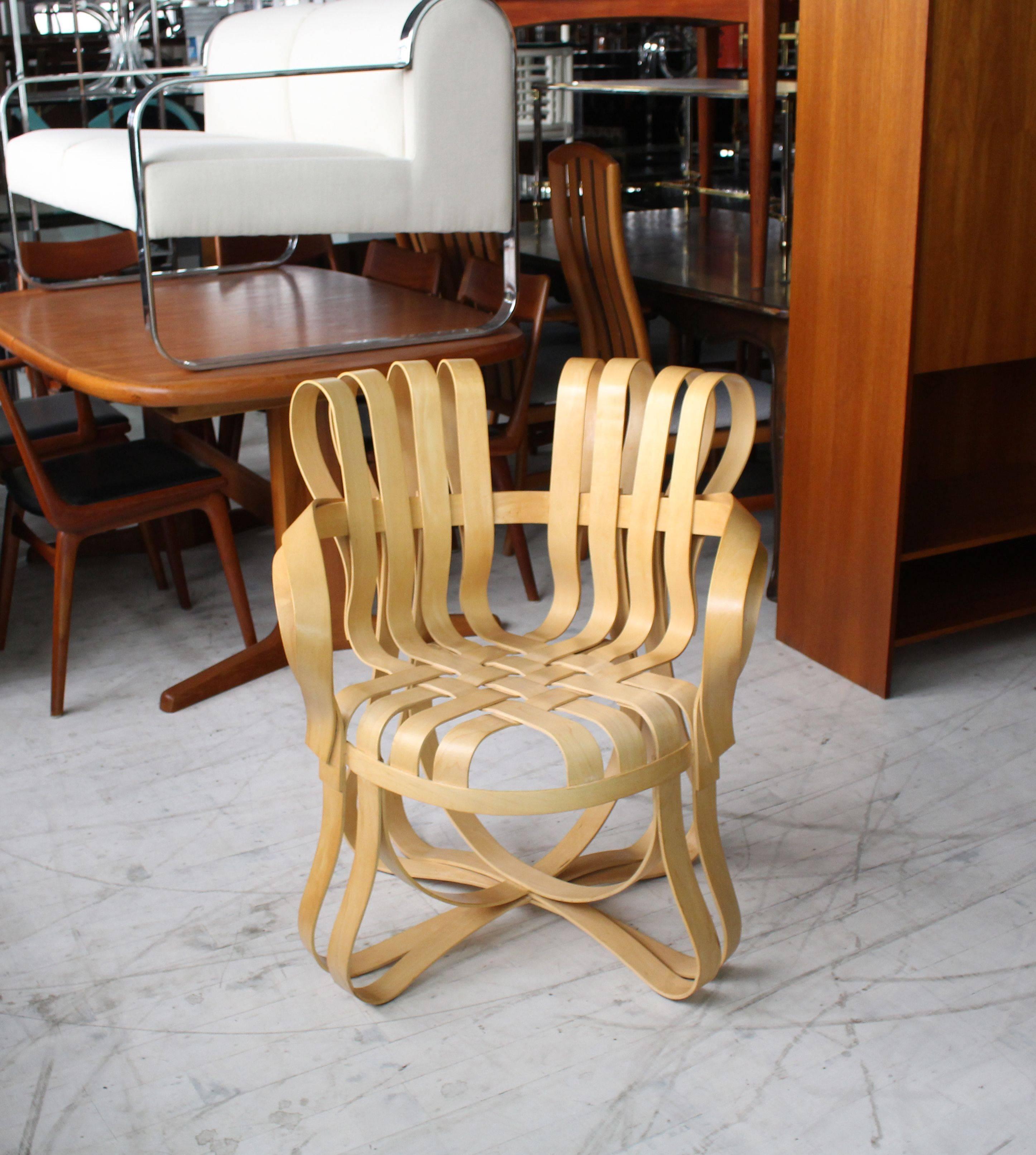 Beautiful bentwood gehry cross check™ armchair for Knoll.