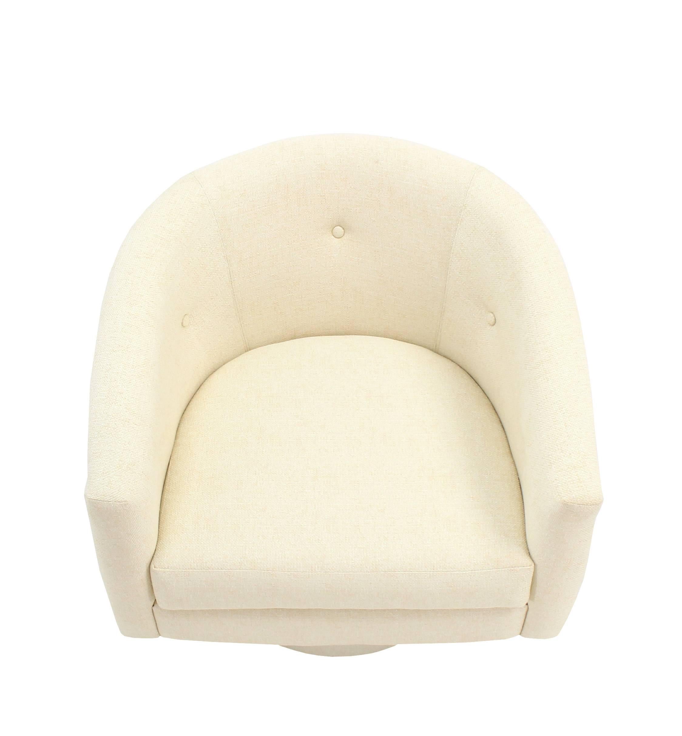 Mid-Century Modern New Upholstery Milo Baughman Barrel Back Lounge Chair
