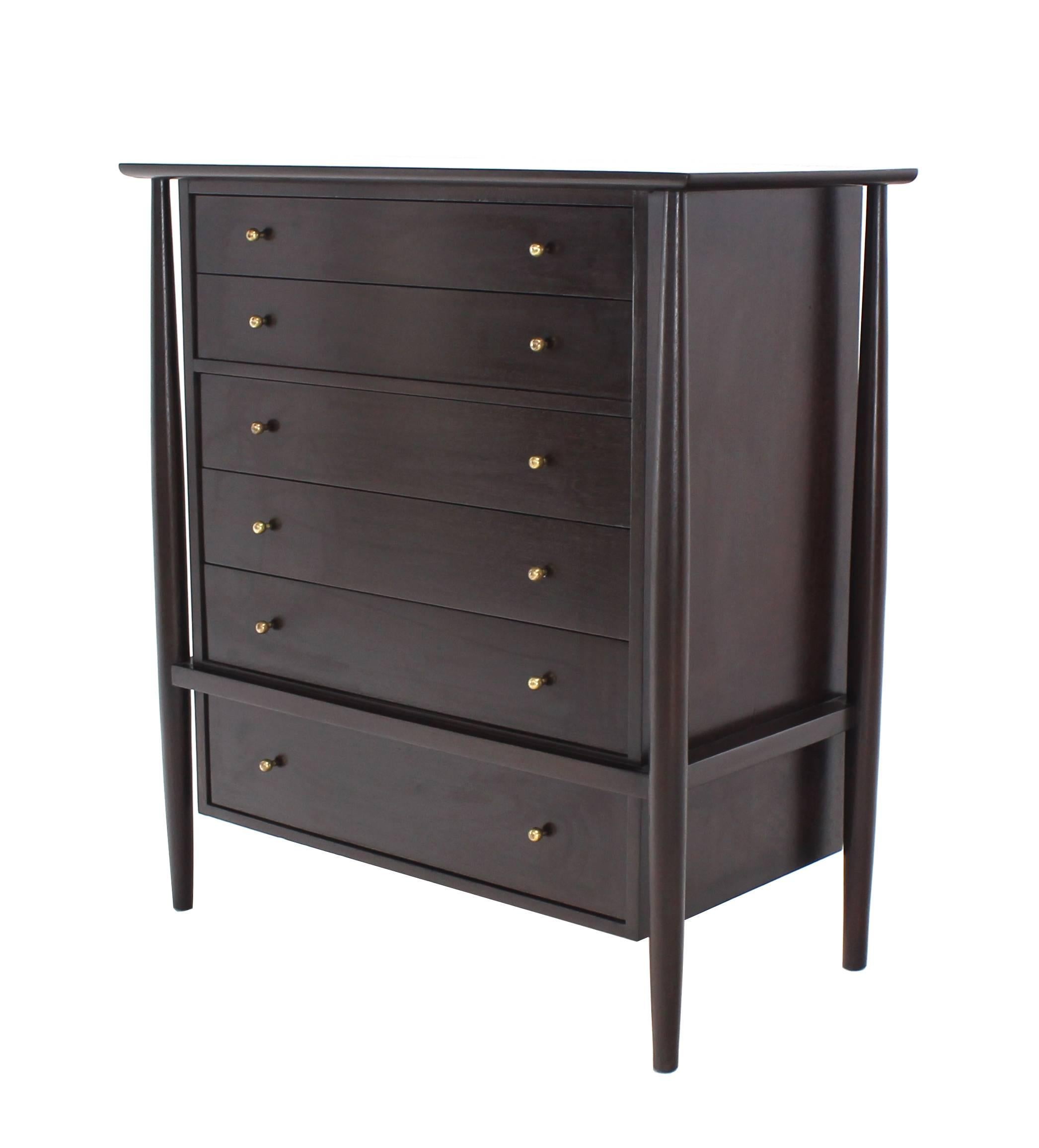 John Stuart Sculptural Chest of Drawers with Solid Brass Pulls In Excellent Condition In Rockaway, NJ