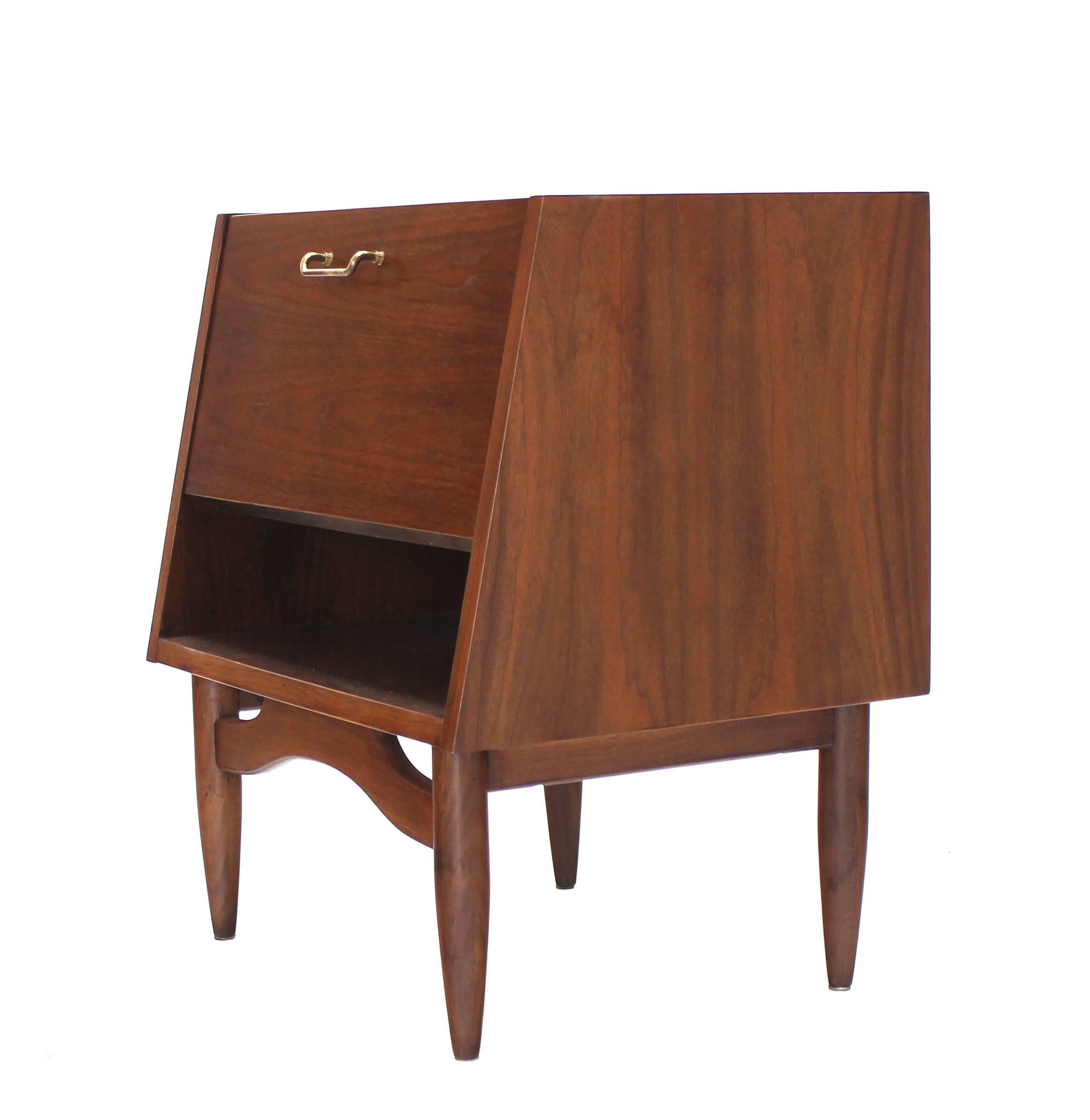 American Pair of Walnut Nightstands with Brass Pulls