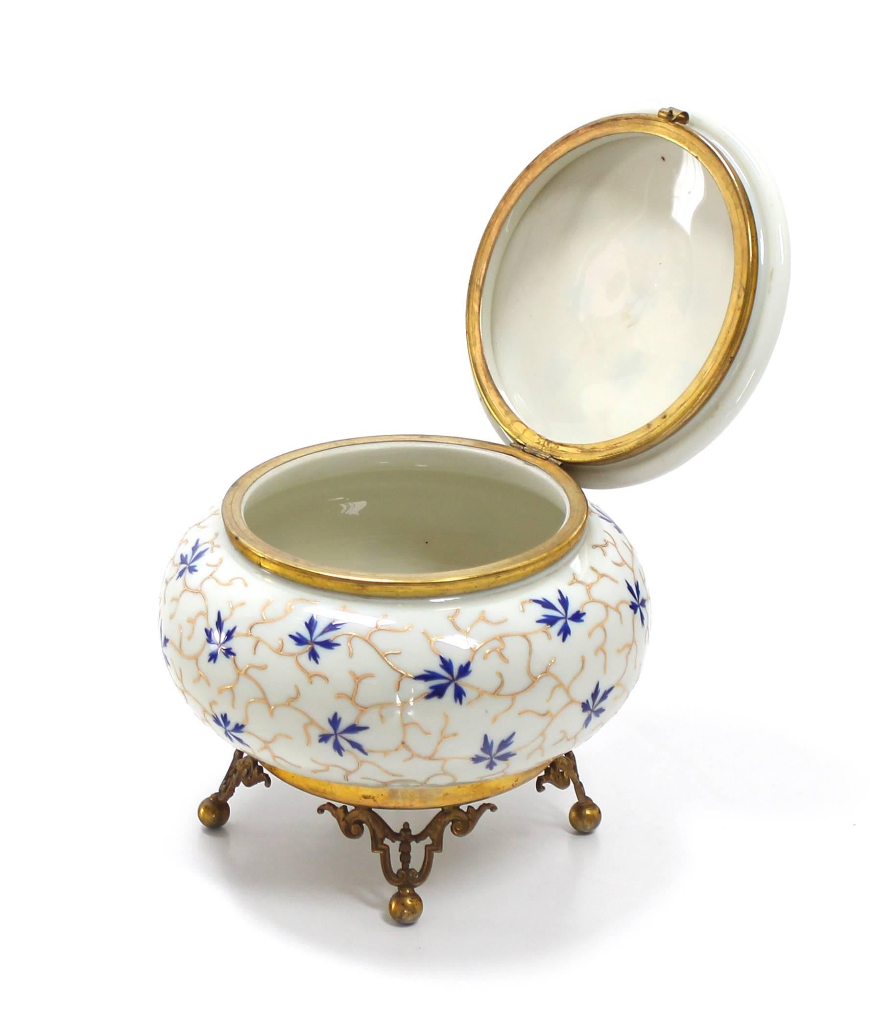 American Large Enameled Painted Floral Pattern Art Glass Round Dresser Box For Sale