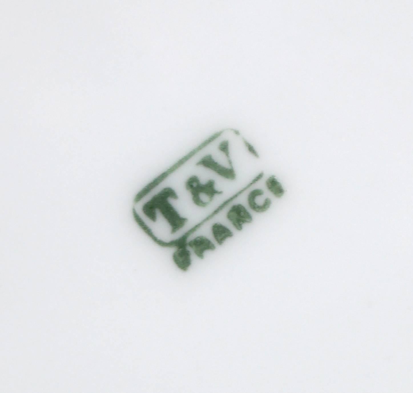 t & v france