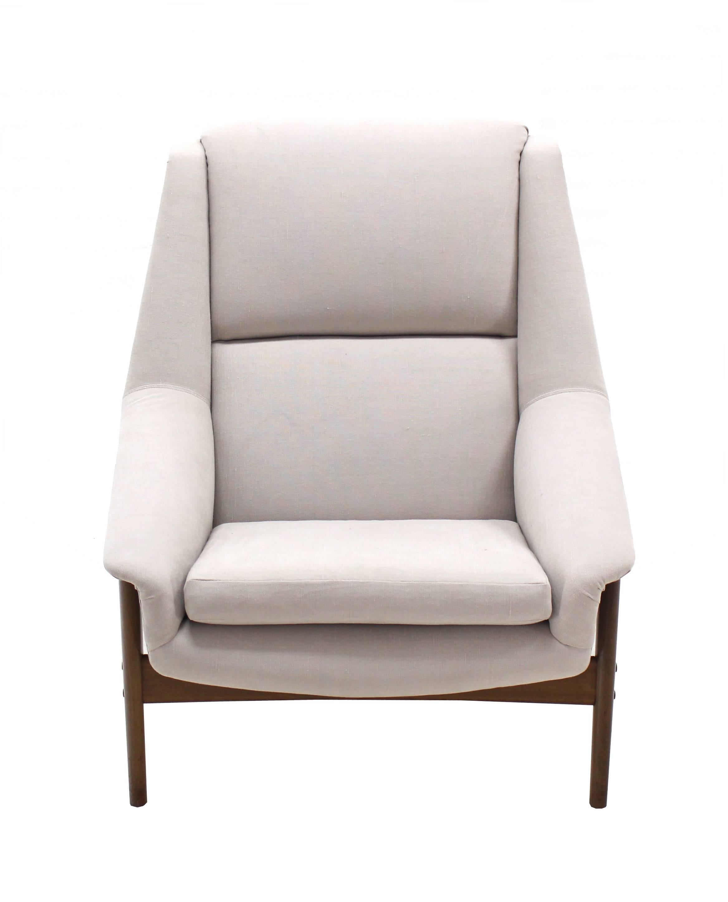 Very nice Danish Mid-Century Modern new upholstery lounge chair.
   