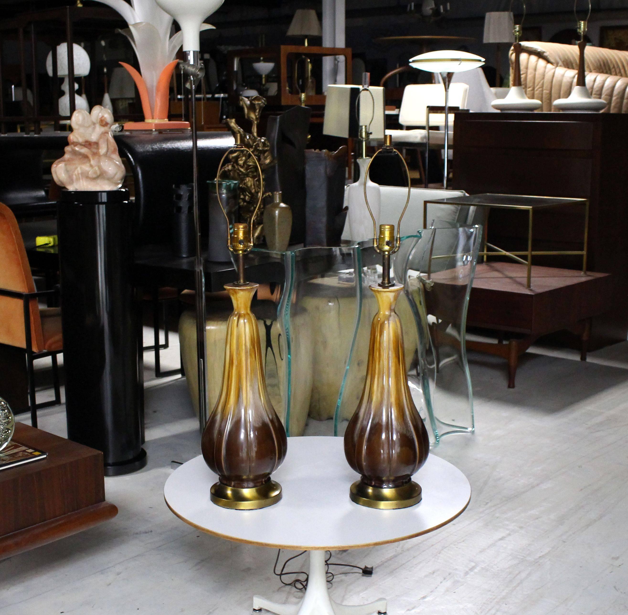 Very nice pair of brown chocolate glaze vase shape table lamps.
 