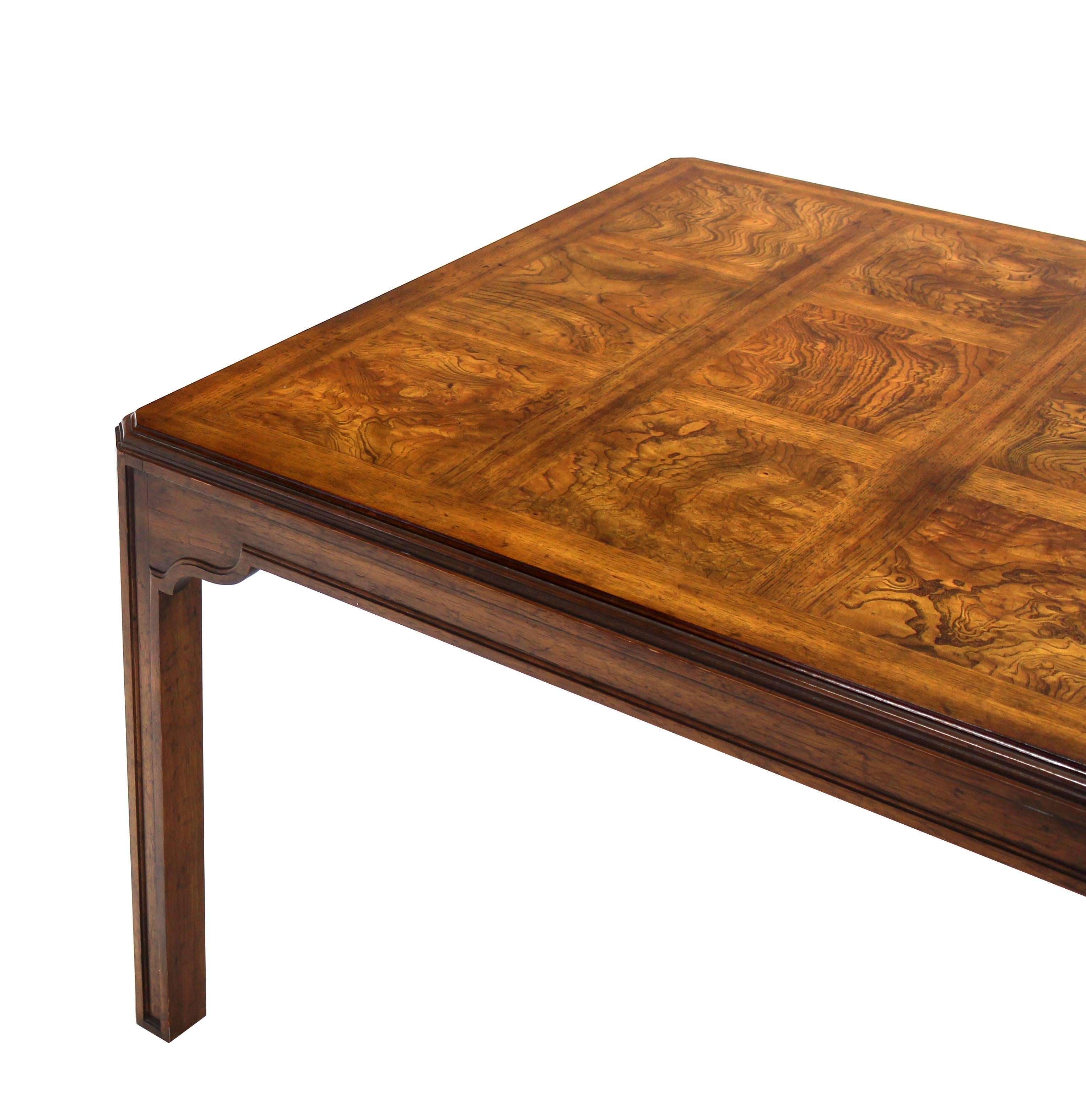 Burwood Walnut Dining Table by Heritage w/ One Extension Leaf Parquet top In Excellent Condition In Rockaway, NJ