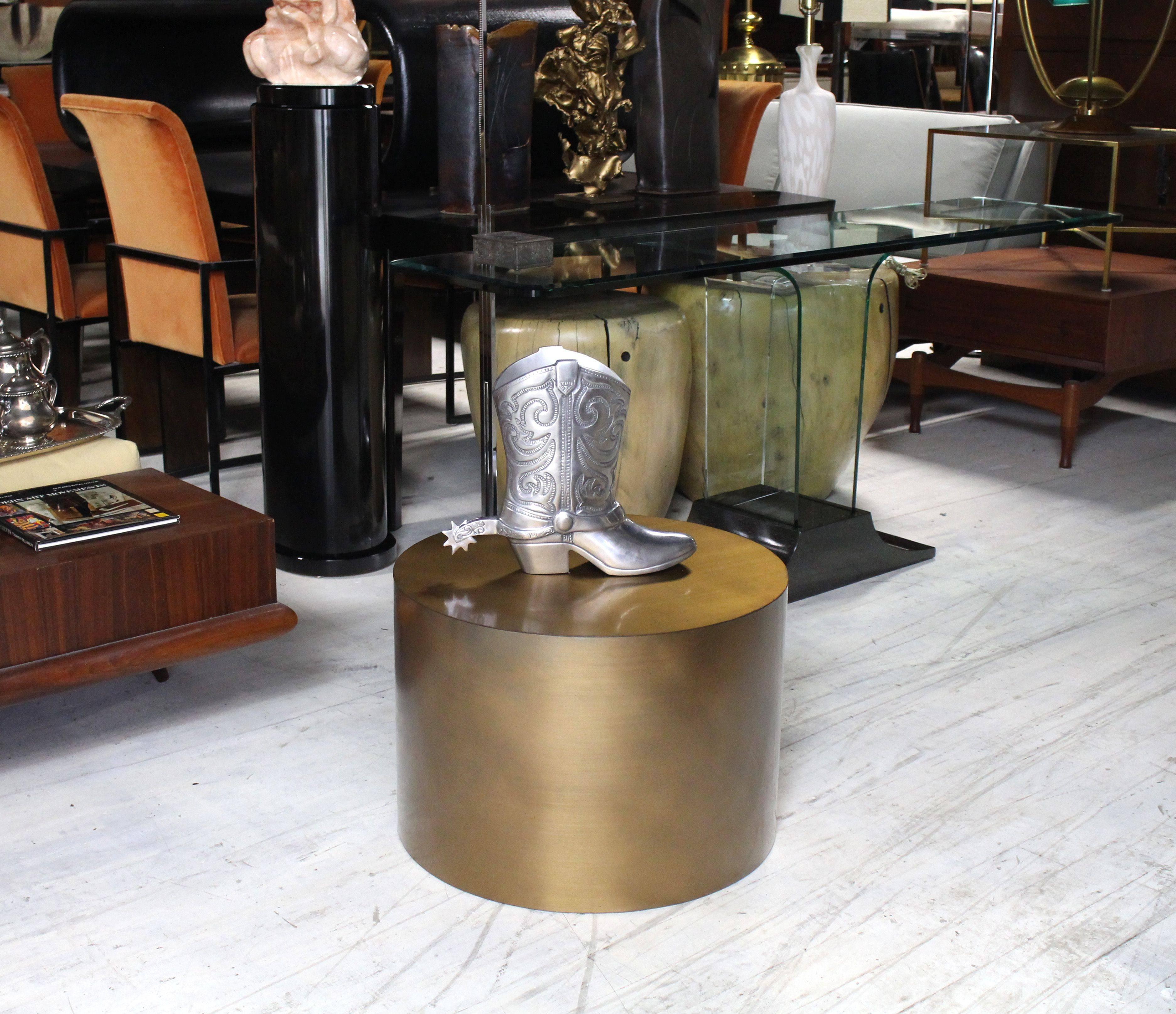 Patinated bronze or brass cylinder coffee table base or side table pedestal.