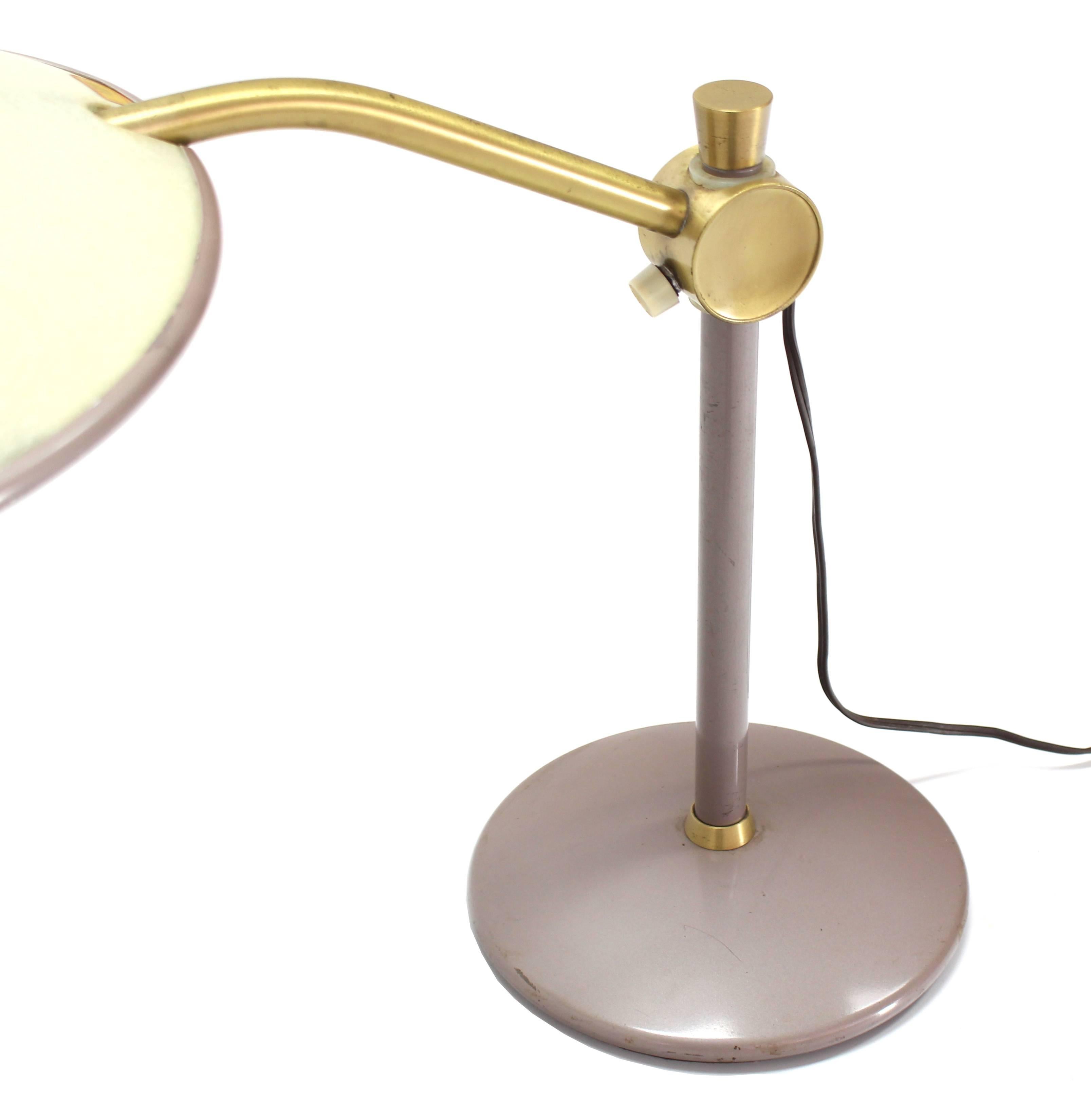 American Adjustable Mid-Century Modern Desk Lamp Underwriters Laboratories