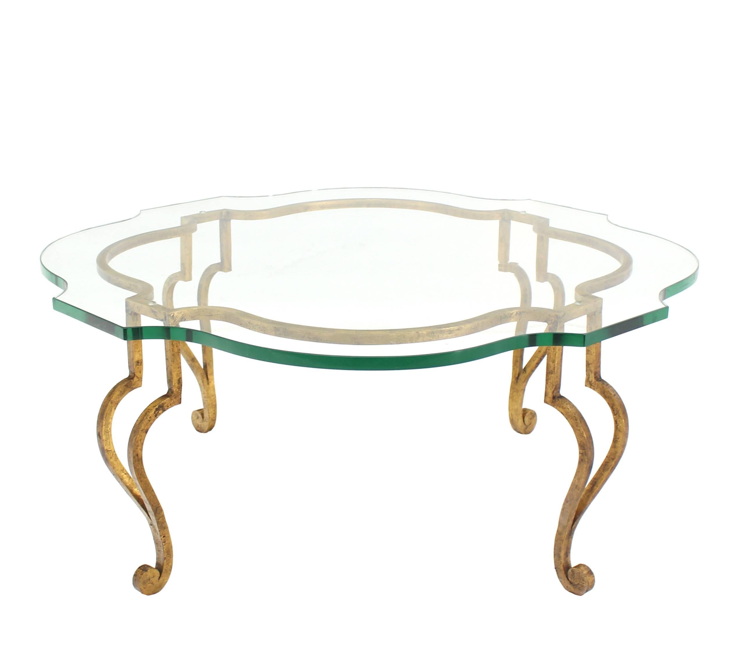 Gilt Wrought Iron Thick Figural Glass Top Round Coffee Table Hollywood Regency In Excellent Condition For Sale In Rockaway, NJ