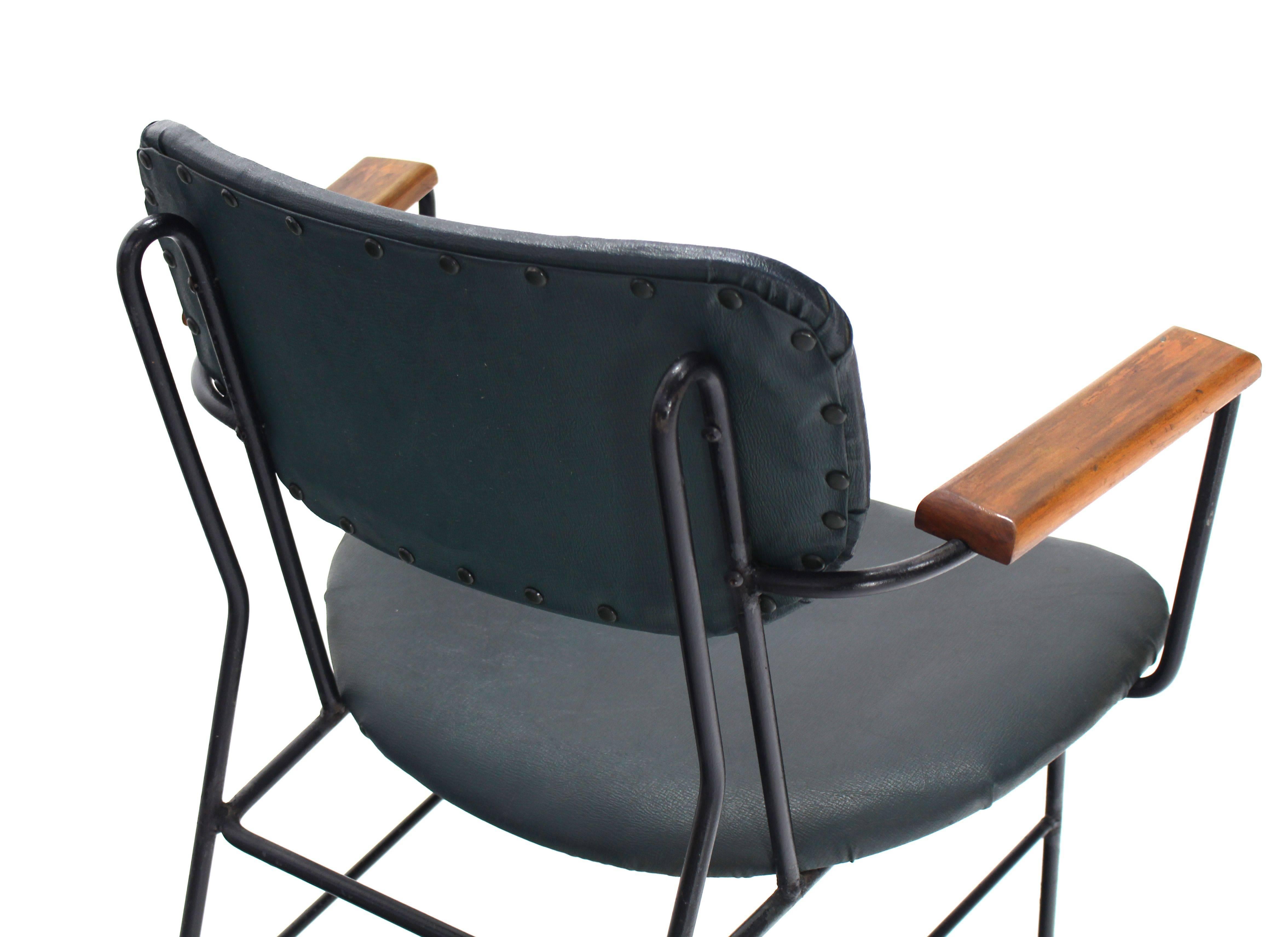 Welded Rare Design Bent Wire Frame Wood Arm Mid-Century Modern Dining Side Chair For Sale