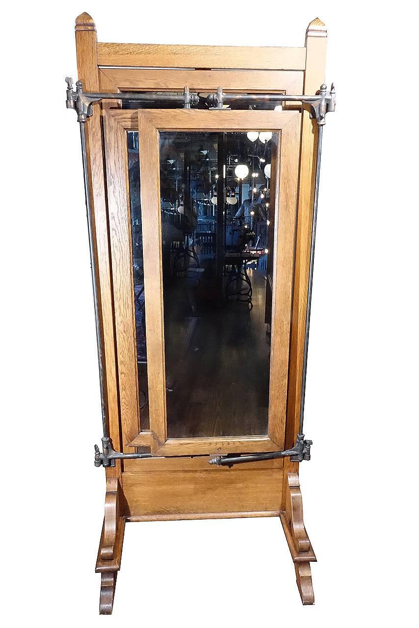 Haberdasher's Triple Dressing Mirror In Excellent Condition In Peekskill, NY