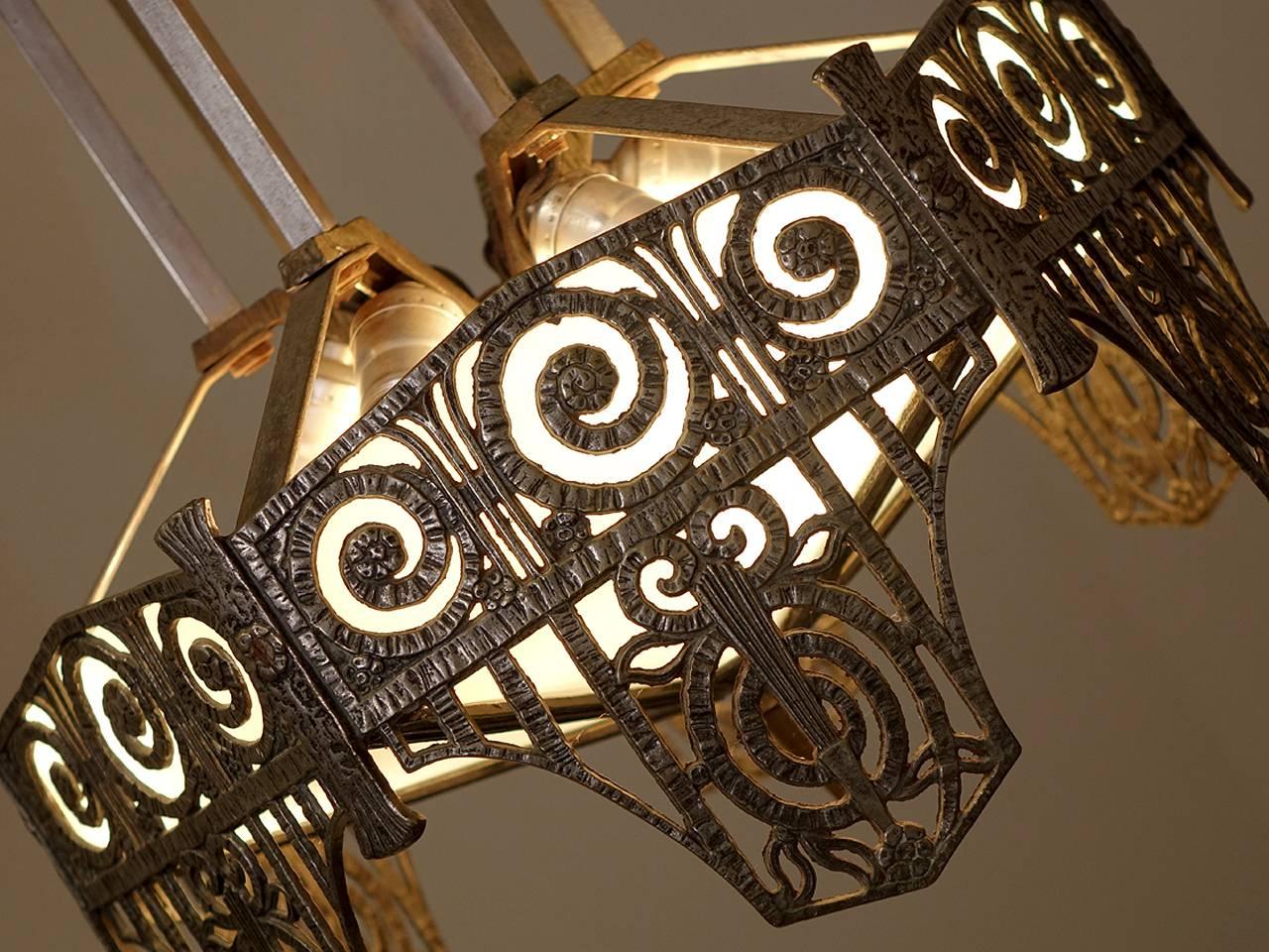 Pair of Highly Detailed French Art Deco Chandelier In Excellent Condition In Peekskill, NY