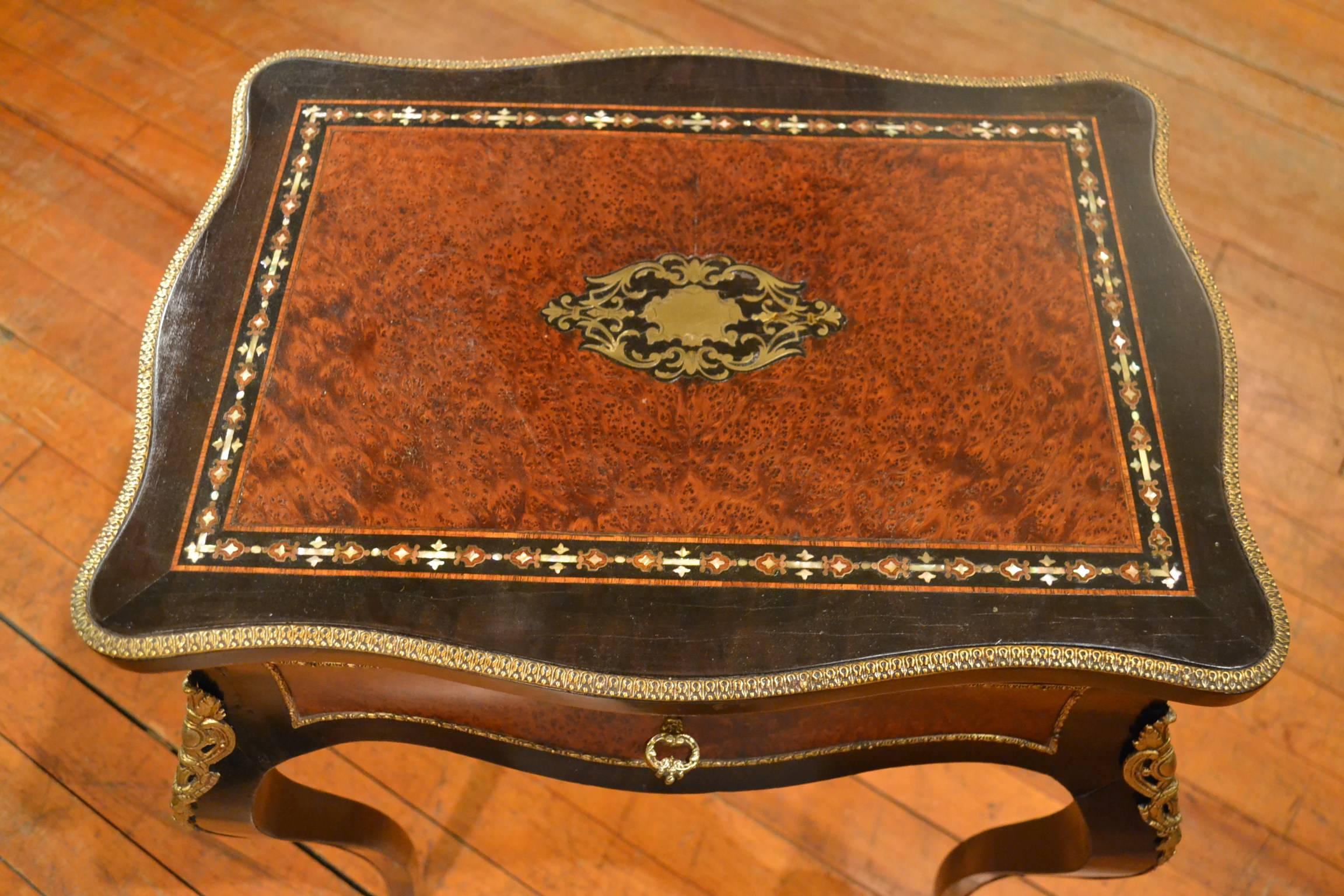 19th Century Antique French Napoleon III Inlaid Wood Gold Ormolu Dressing Table, circa 1860 For Sale