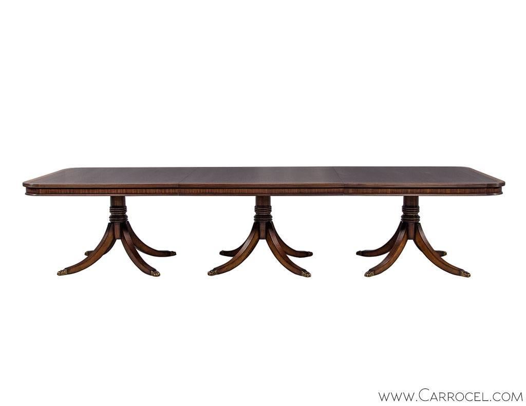 Flamed Mahogany Banquet Table In Excellent Condition In North York, ON