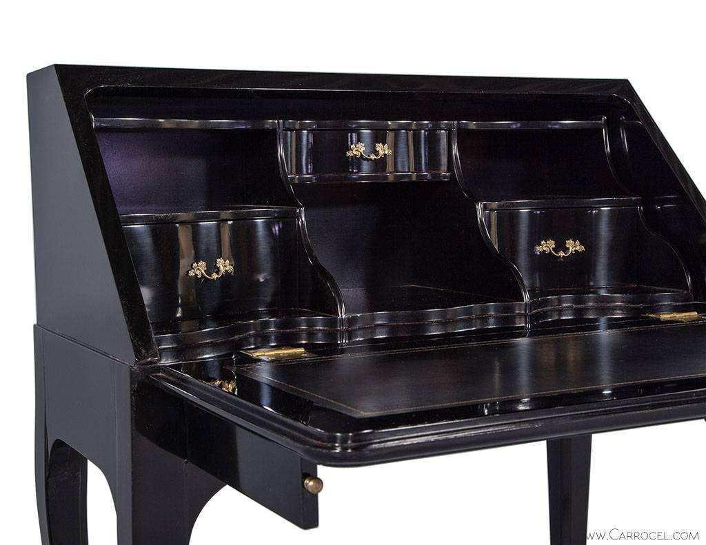 18th Century Inspired Duchess Bureau in Black Lacquered In Excellent Condition In North York, ON