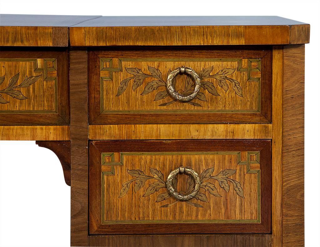 Early 20th Century Louis XV Marquetry Vanity 3