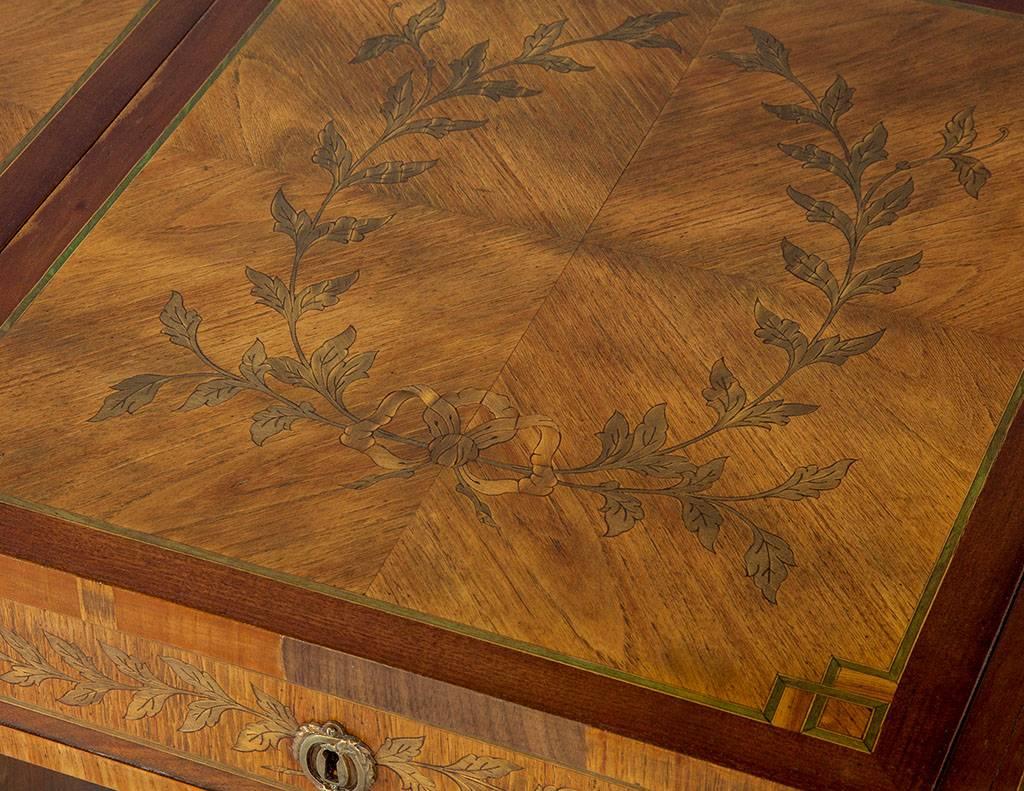 Early 20th Century Louis XV Marquetry Vanity 5