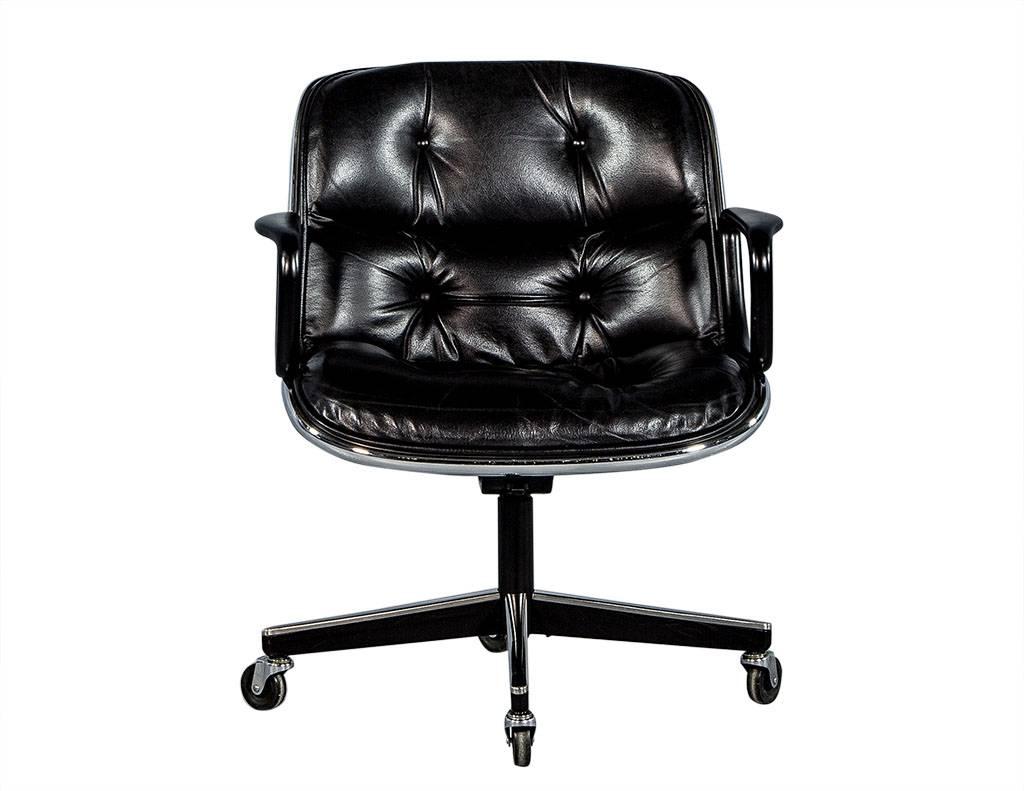 black tufted office chair