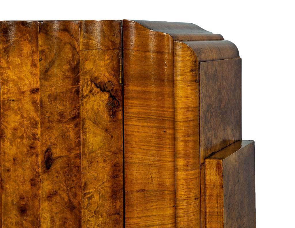 Epstein Brothers Mapa Burl and Walnut Bar In Good Condition In North York, ON
