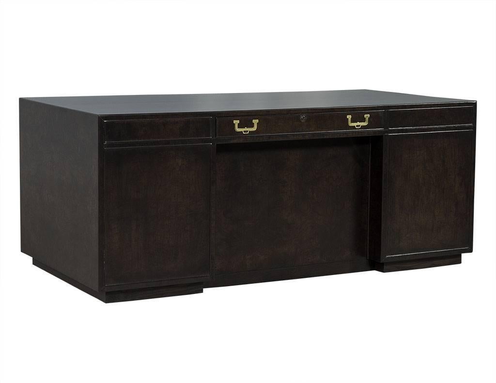 John Widdicomb Style Carpathian Elm Multi Drawer Desk In Excellent Condition In North York, ON