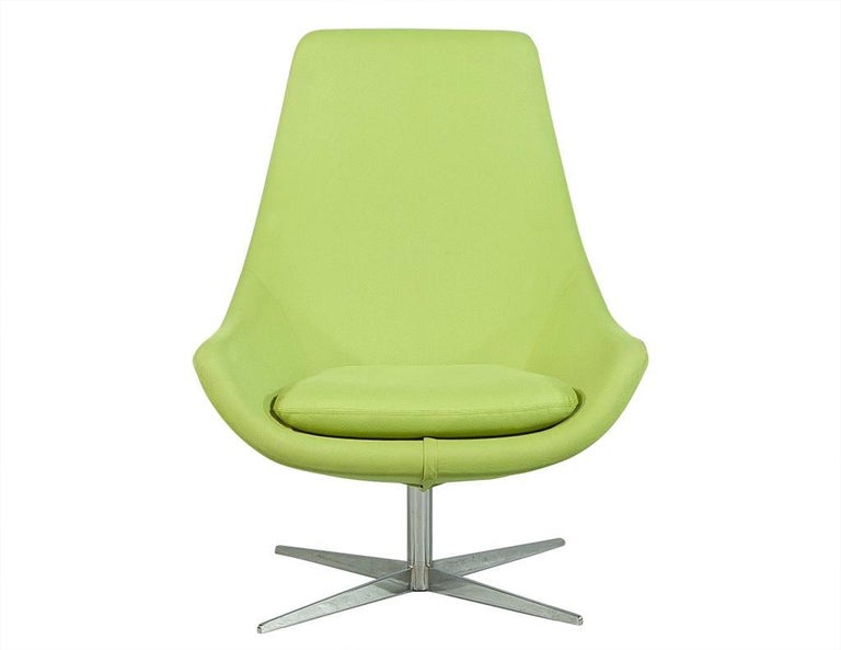 Pair Of Retro Lime Green Chairs With Foot Stools For At 1stdibs Mid Century Modern Pair Of Retro Lime Green Chairs With Foot Stools For