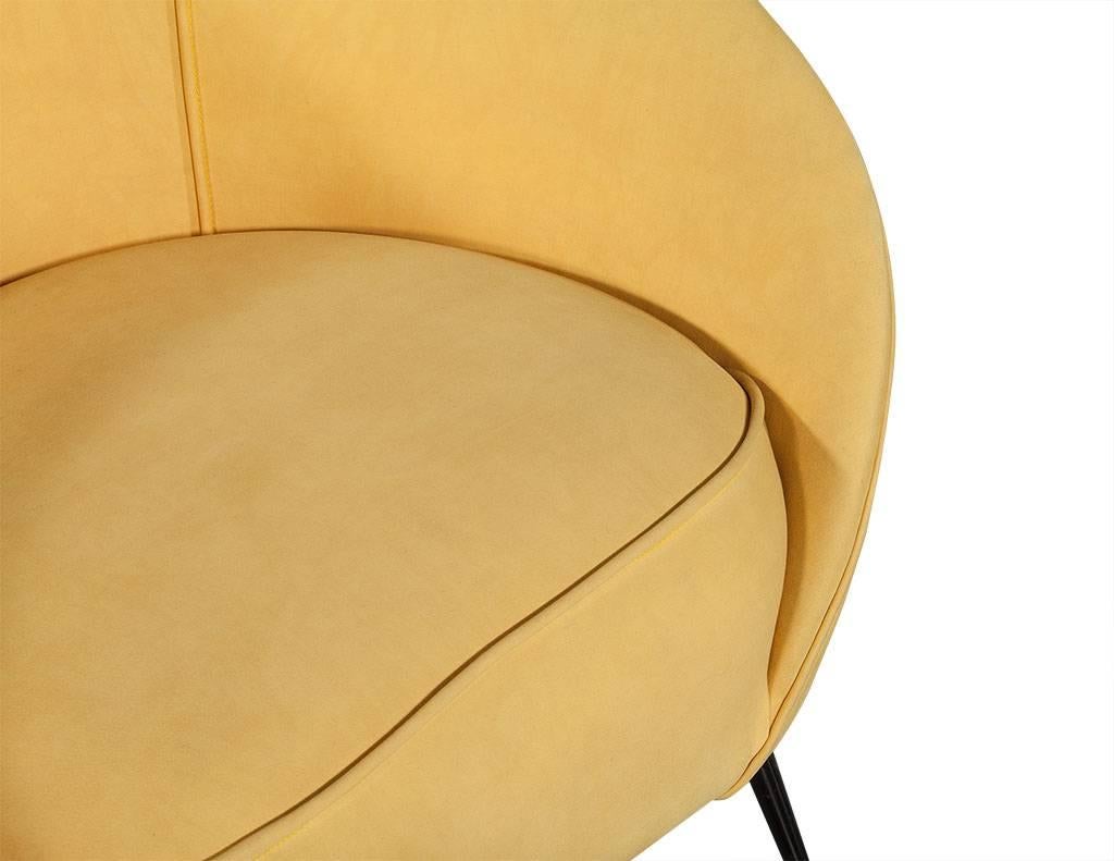 Mid-20th Century Retro Crescent Shaped Chair in Manner of Federico Munari
