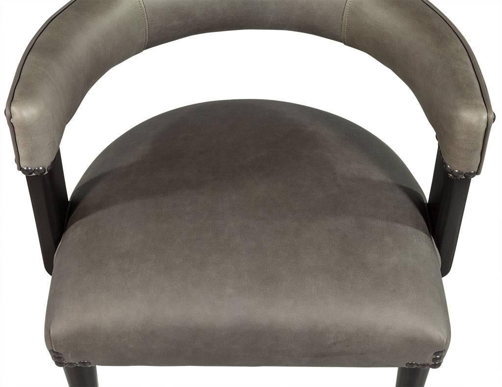 Set of Six, Sleek Mid-Century Modern Curve Back Dining Chairs 2