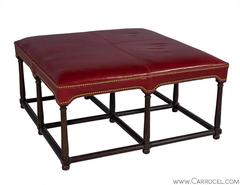 Rote Polsterhocker mit Lederoberfläche