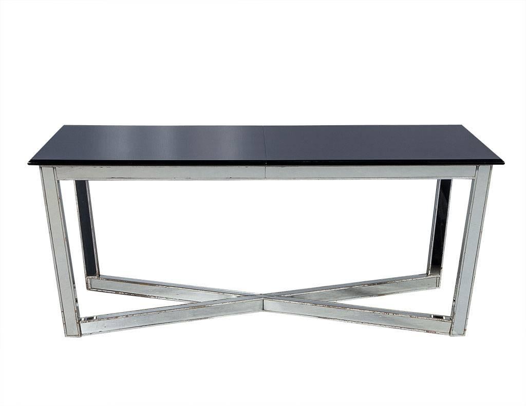 Vintage Hollywood Regency Black Lacquer Dining Table with Mirrored X-Base In Good Condition In North York, ON