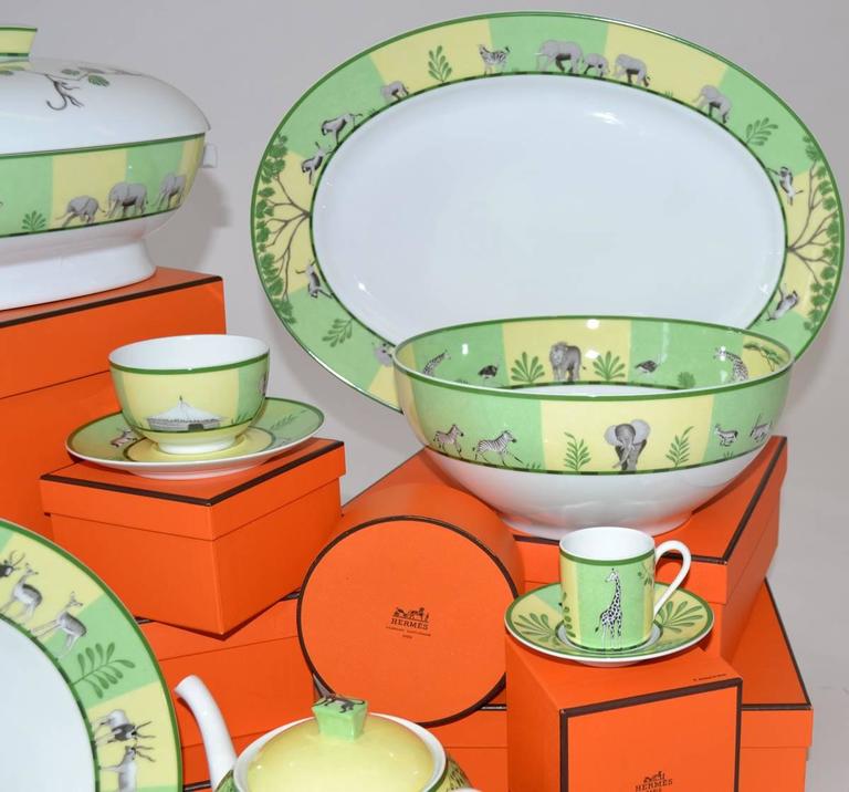 Hermès 'Africa Green' Porcelain Dinnerware Service for Eight at 1stDibs | hermes  africa porcelain, service africa hermes, hermes china set