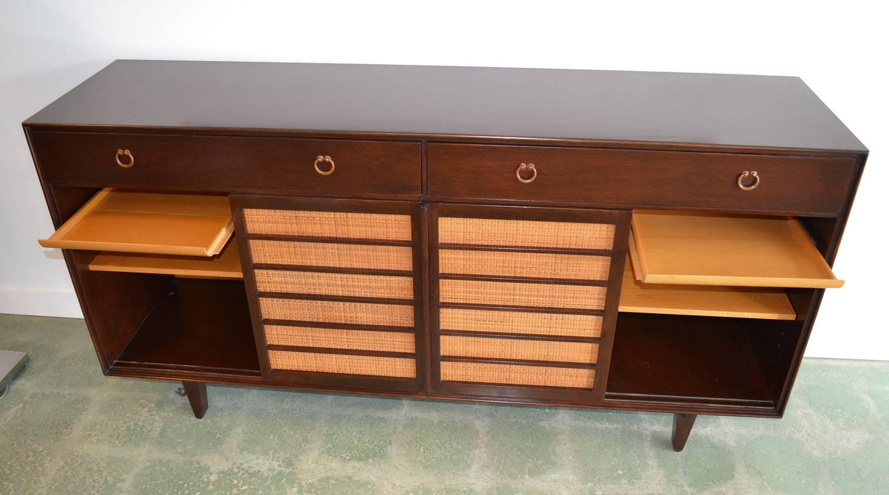 Sideboard Credenza for Dunbar by Edward Wormley Mid-Century Modern Model 671-A In Good Condition In Ft Lauderdale, FL