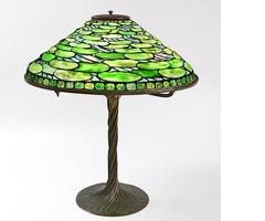 Tiffany Studios New York "Lily Pad" Tischlampe