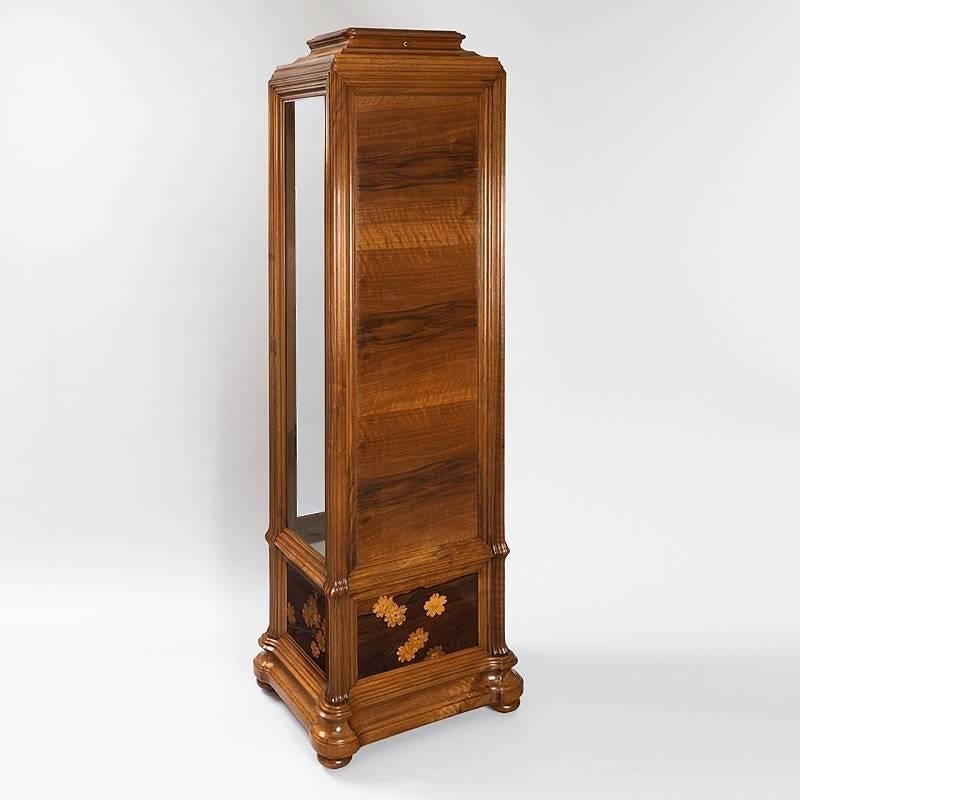 Français Vitrine Art nouveau français Émile Gallé