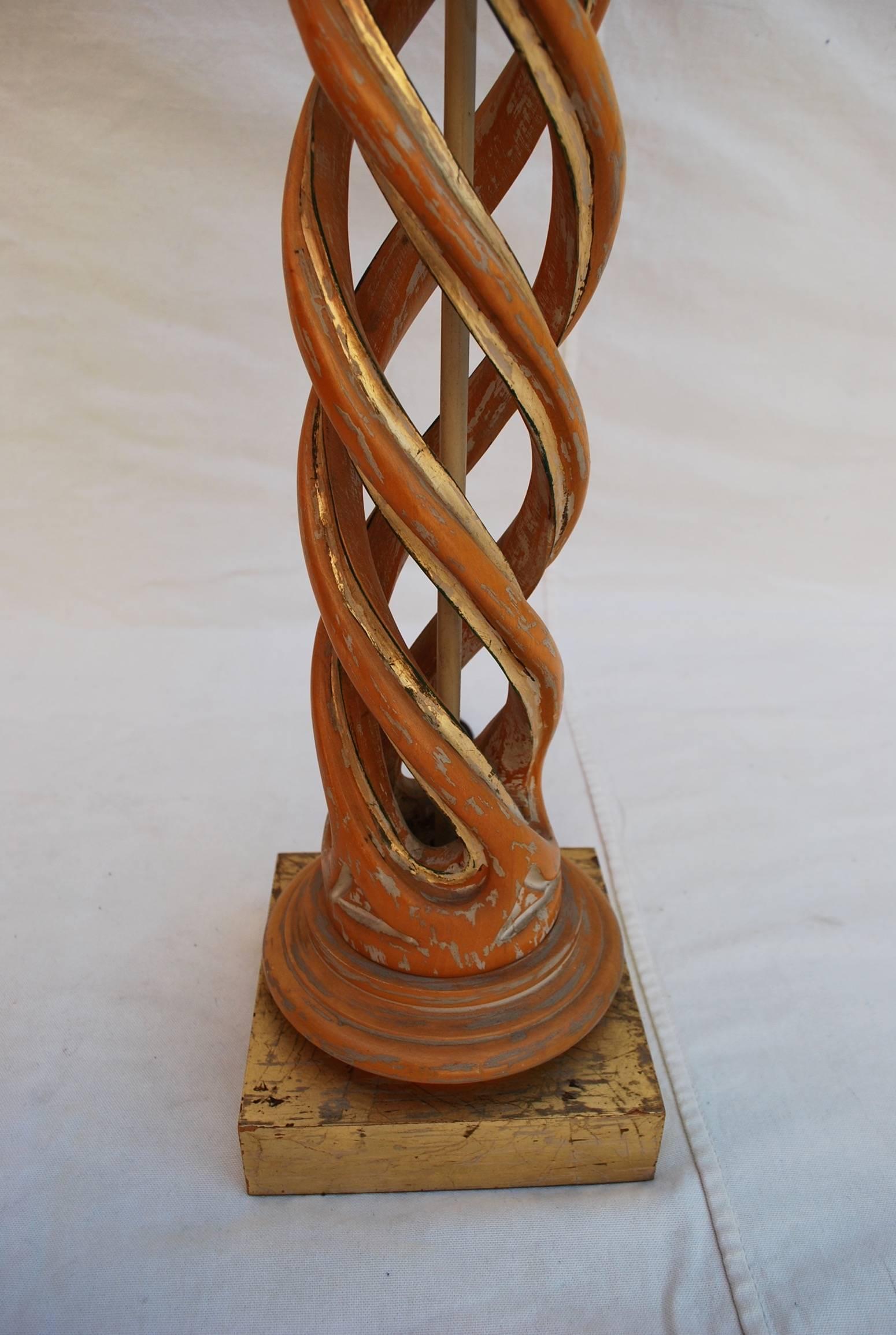 Helix-Tischlampe aus geschnitztem Holz von Frederick Cooper Studios (Moderne der Mitte des Jahrhunderts) im Angebot