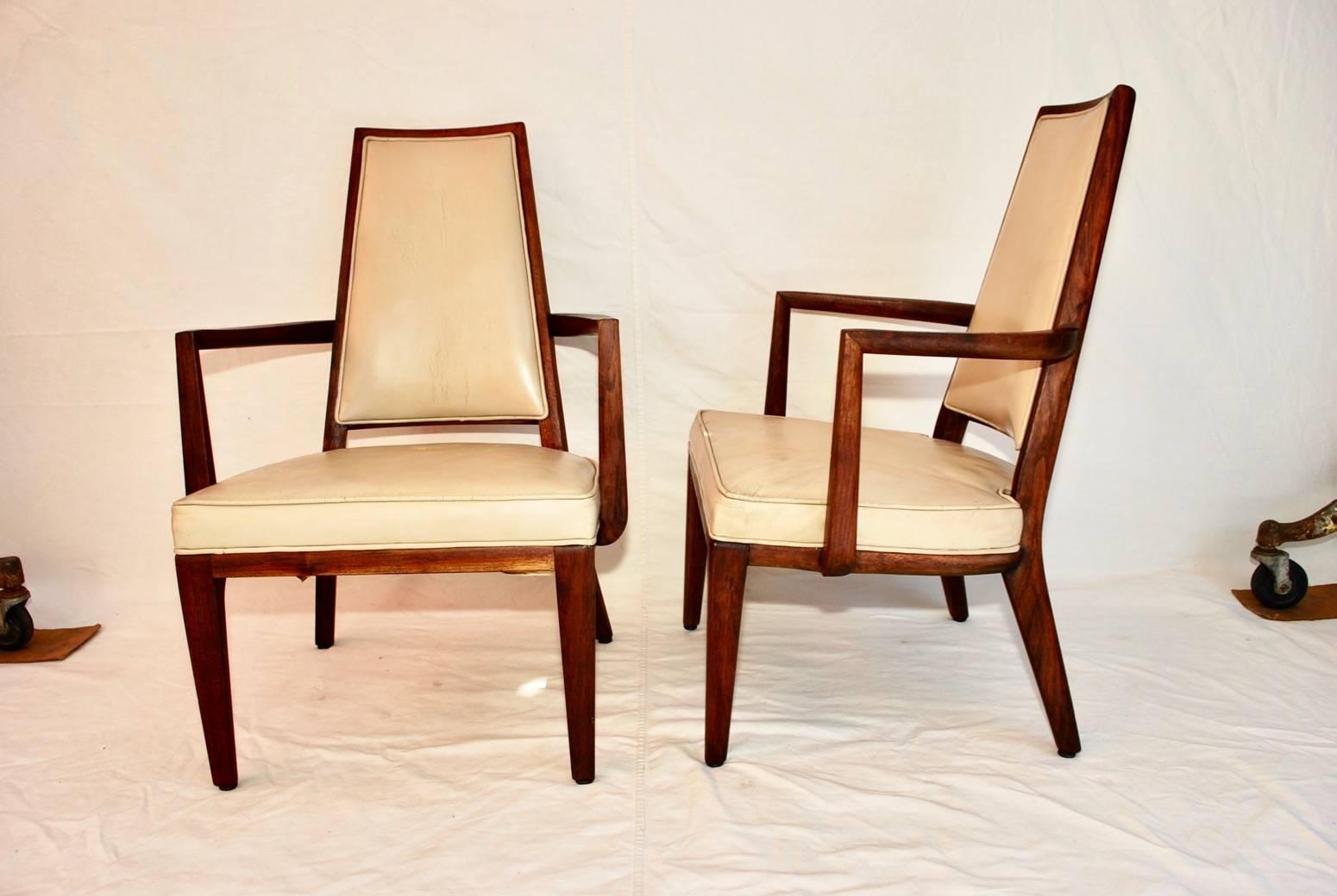 Mid-Century Modern Elegant Pair of Mid-Century Leather Chairs Design by Monteverdi Young For Sale