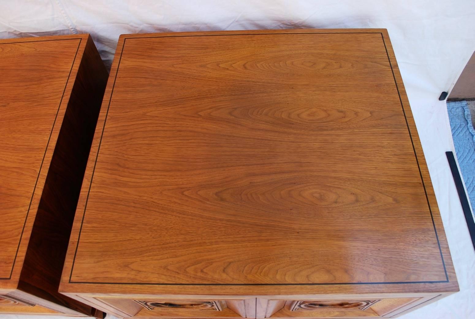 Mid-Century Modern Sexy Midcentury Side Table Design by Monteverdi Young For Sale