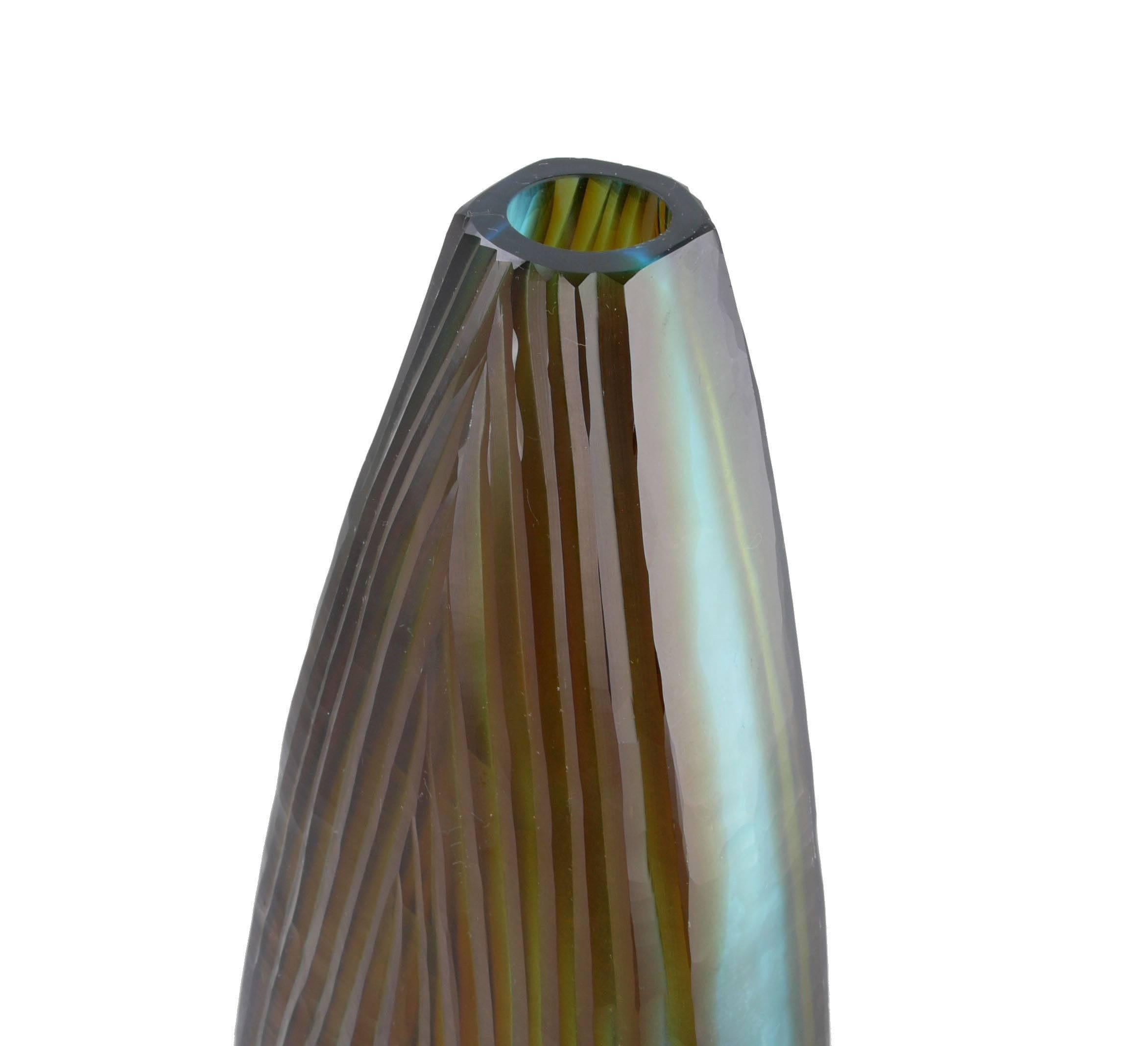 Italian Mid-Century Modern Tall Art Glass Oggetti Vase  In Good Condition For Sale In Miami, FL