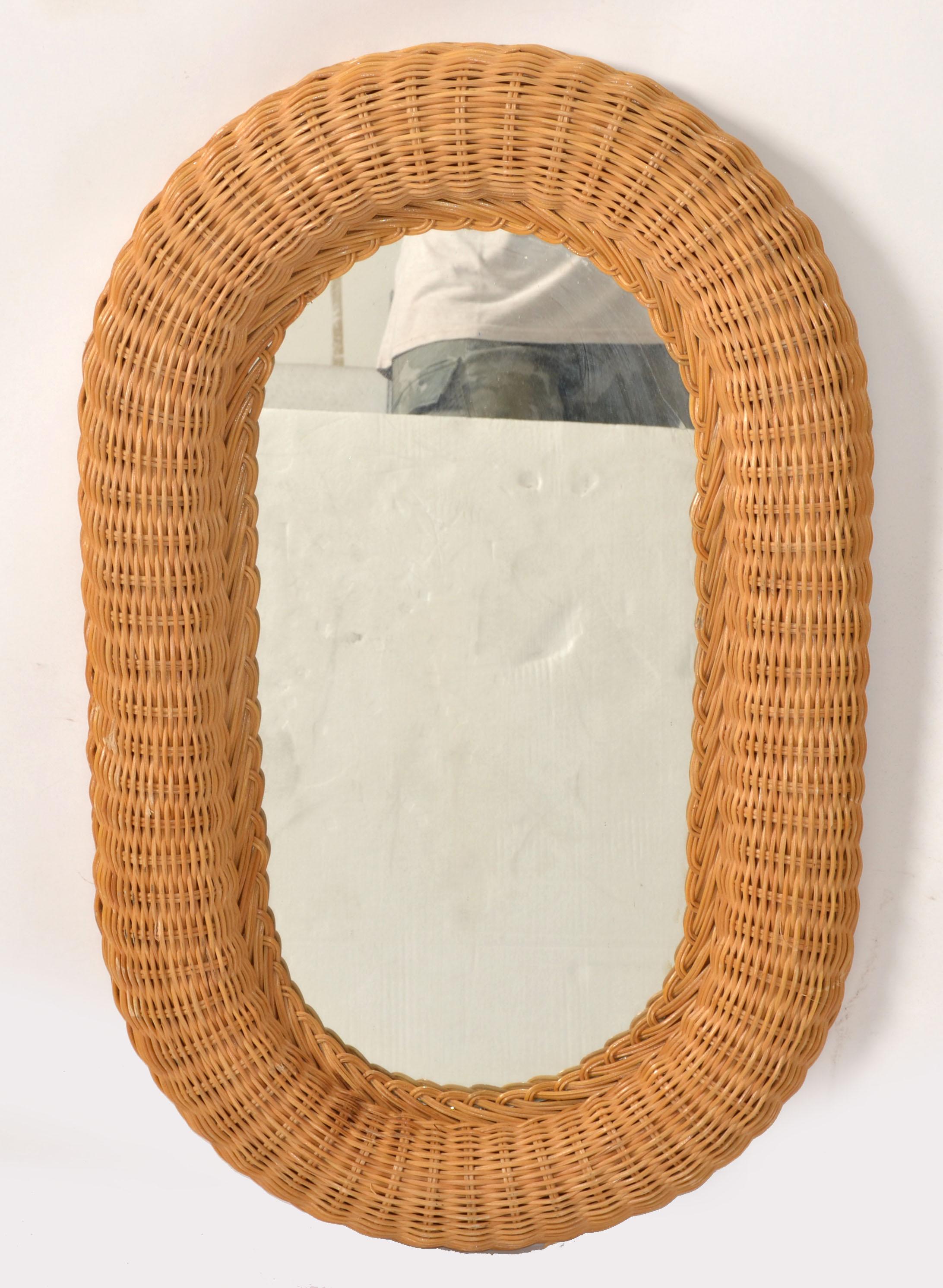 Miroir mural ovale bohème des années 1980, tissé à la main, en rotin et osier, mi-siècle moderne en vente 5