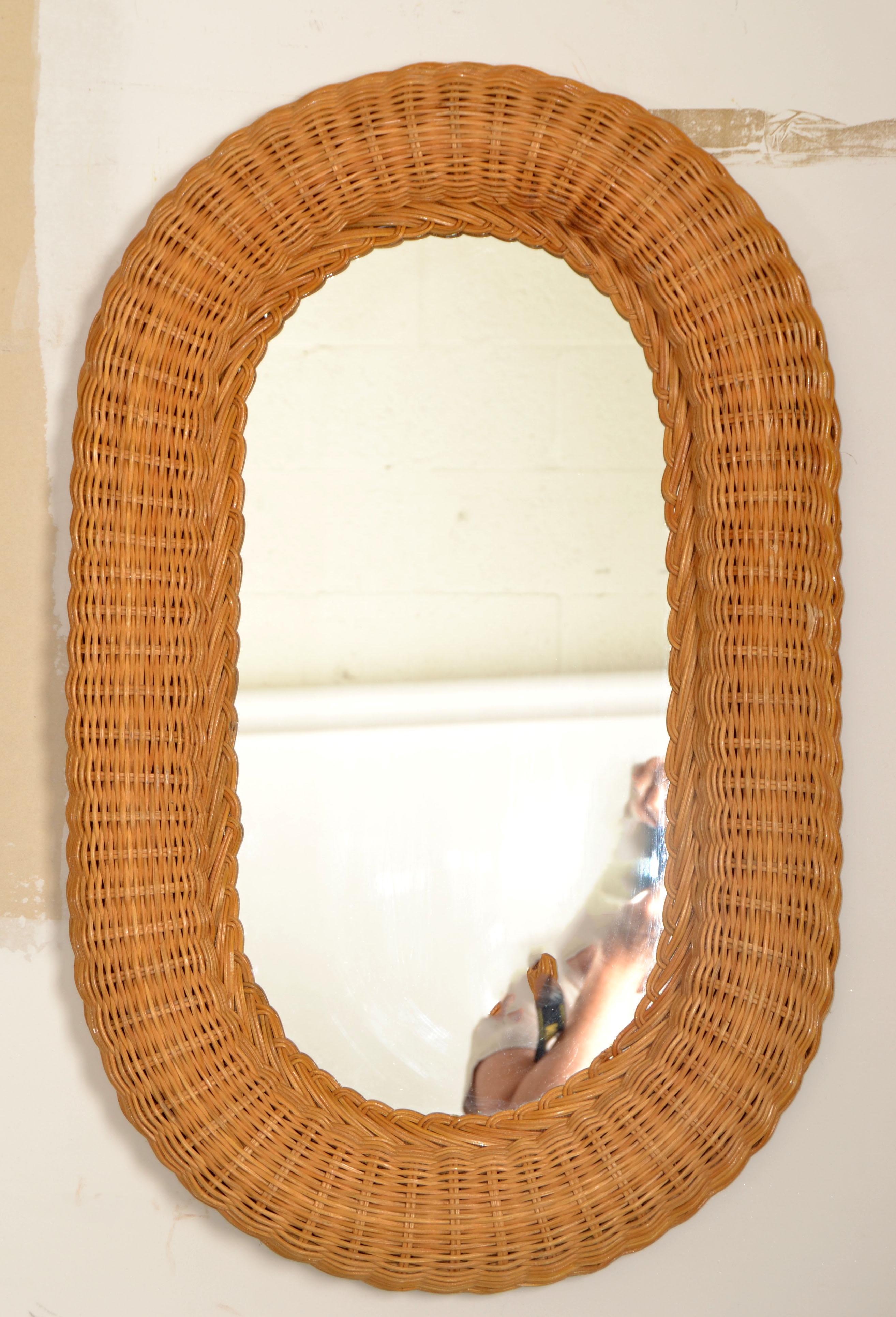 Miroir mural ovale bohème des années 1980, tissé à la main, en rotin et osier, mi-siècle moderne en vente 6