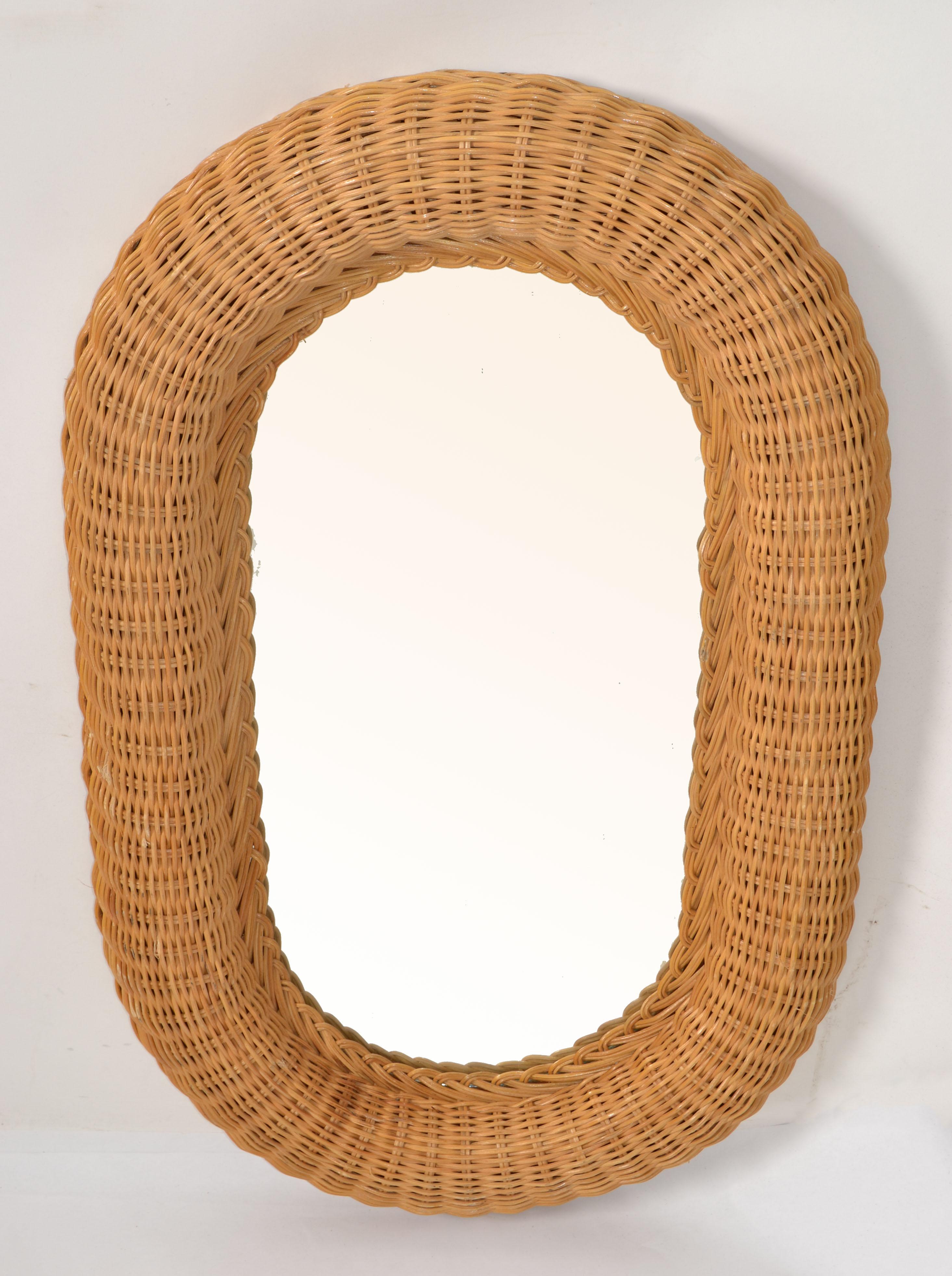 Miroir mural ovale bohème des années 1980, tissé à la main, en rotin et osier, mi-siècle moderne en vente 4