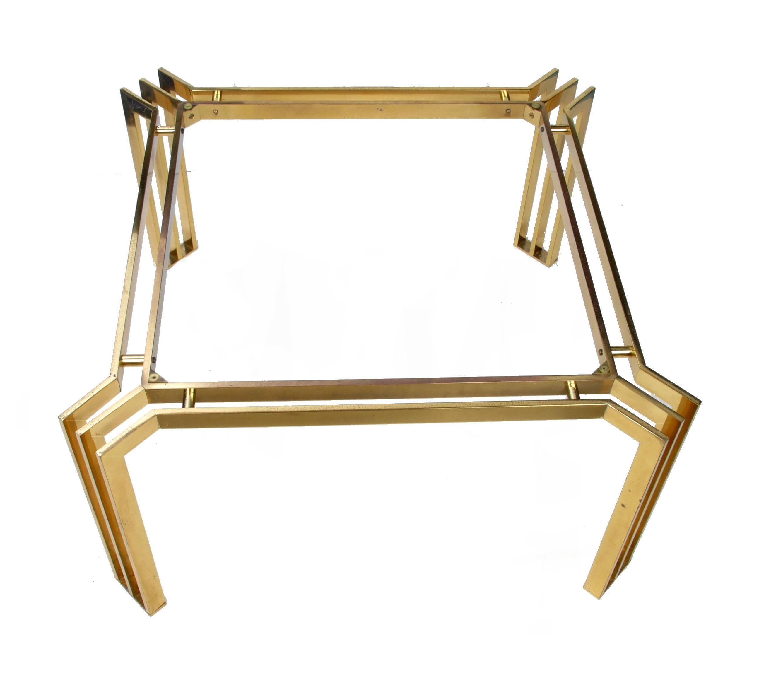 Cool Italian Mid-Century Modern Square Brass Coffee Table In Good Condition For Sale In Miami, FL