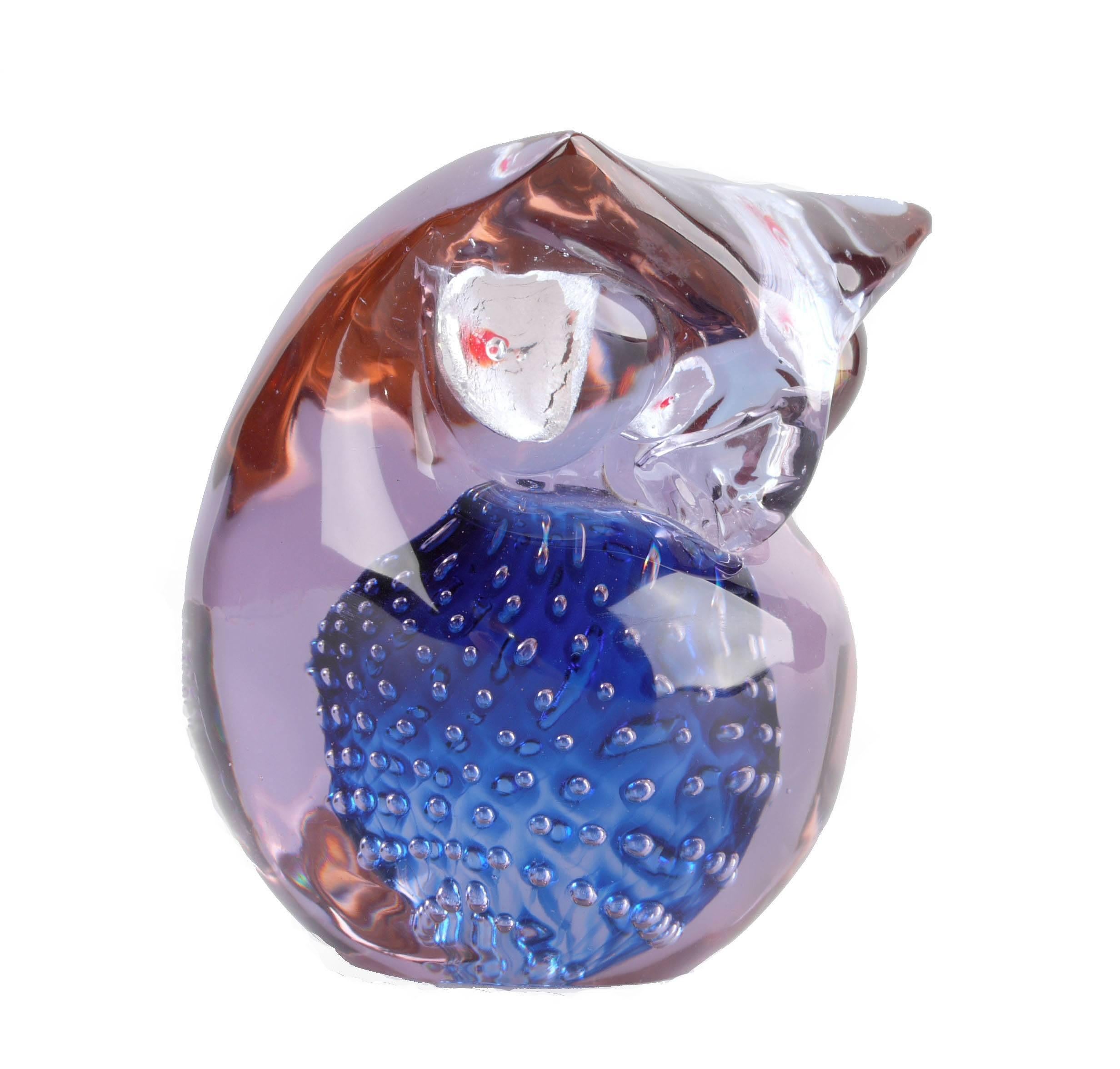 Brilliant art glass paperweight owl with controlled bubbles. 
Signed by artist on underside: 