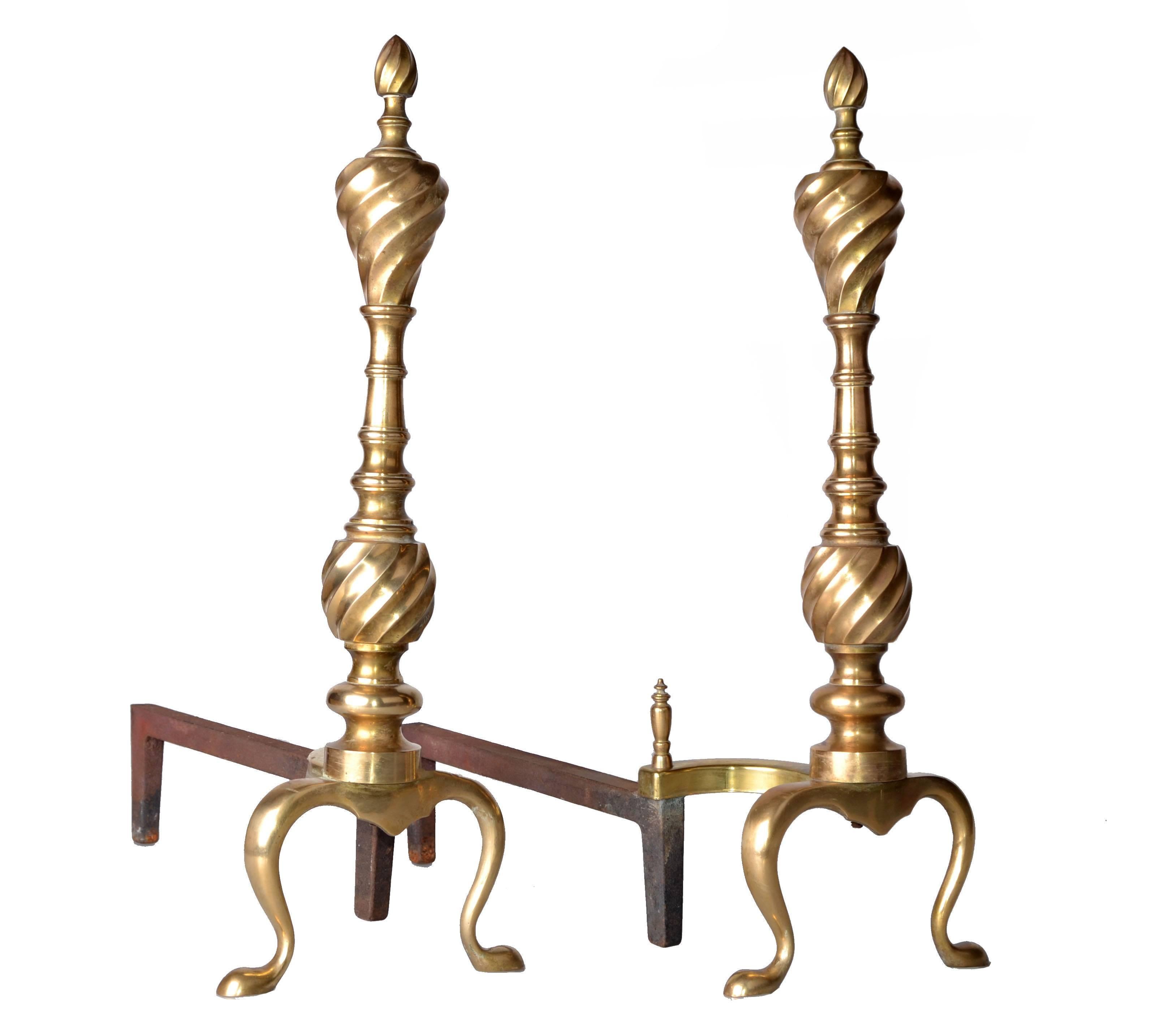 Tapered and twisted solid brass andirons.
Japan.

